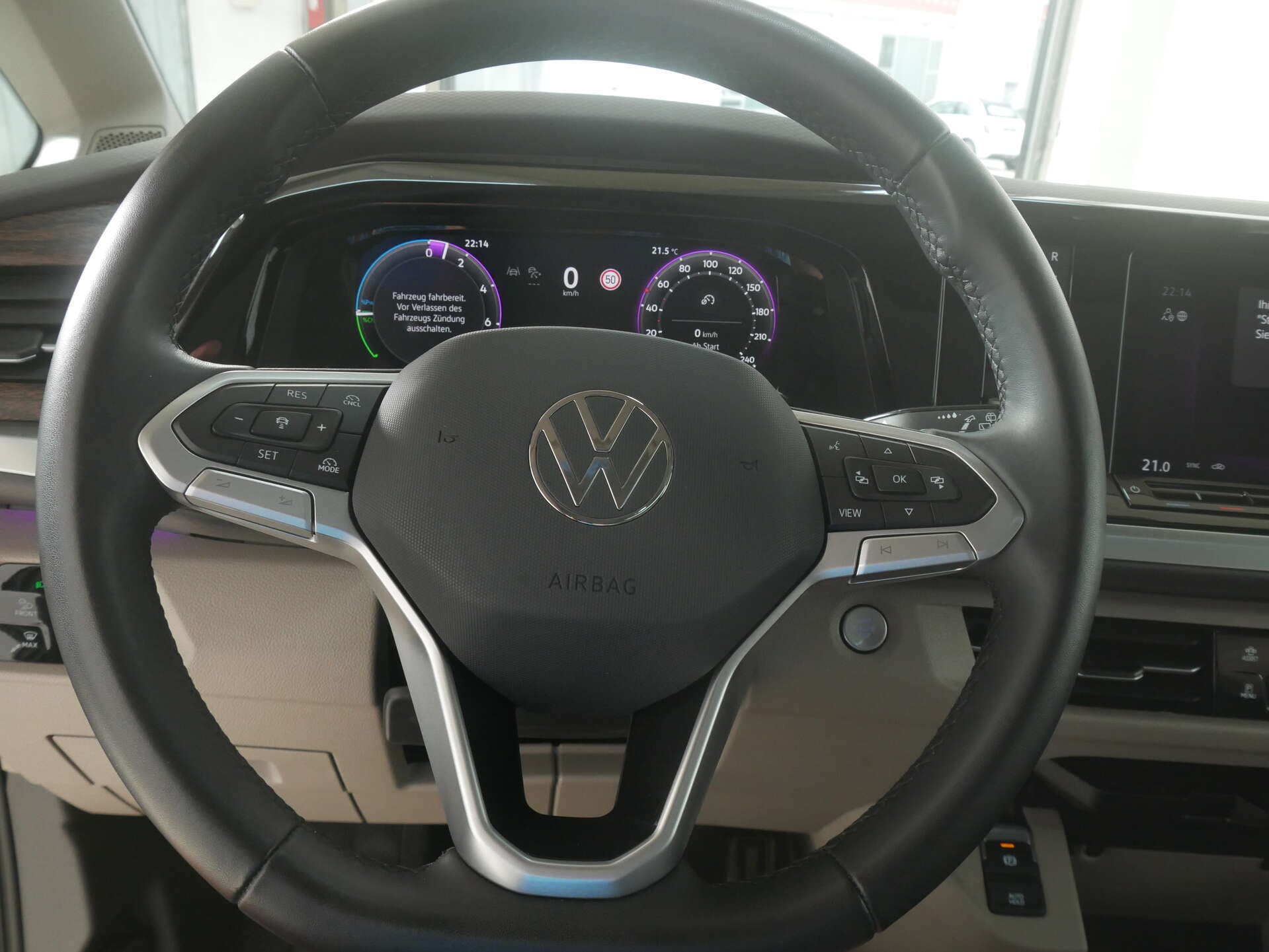 VOLKSWAGEN NUTZFAHRZEUGE T7 Multivan LÜ, photo 7 sur 17