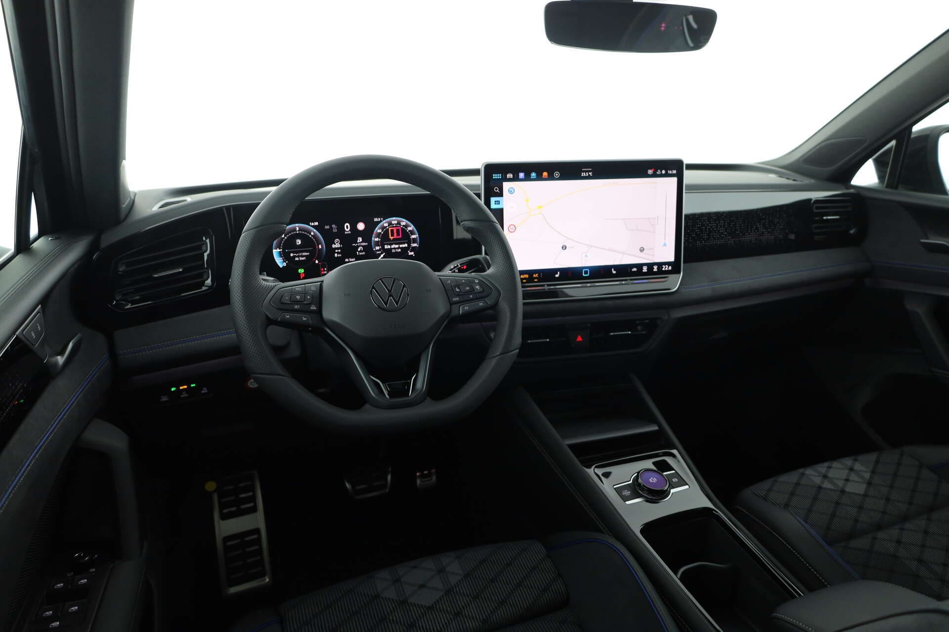 VOLKSWAGEN Tiguan, photo 8 sur 17