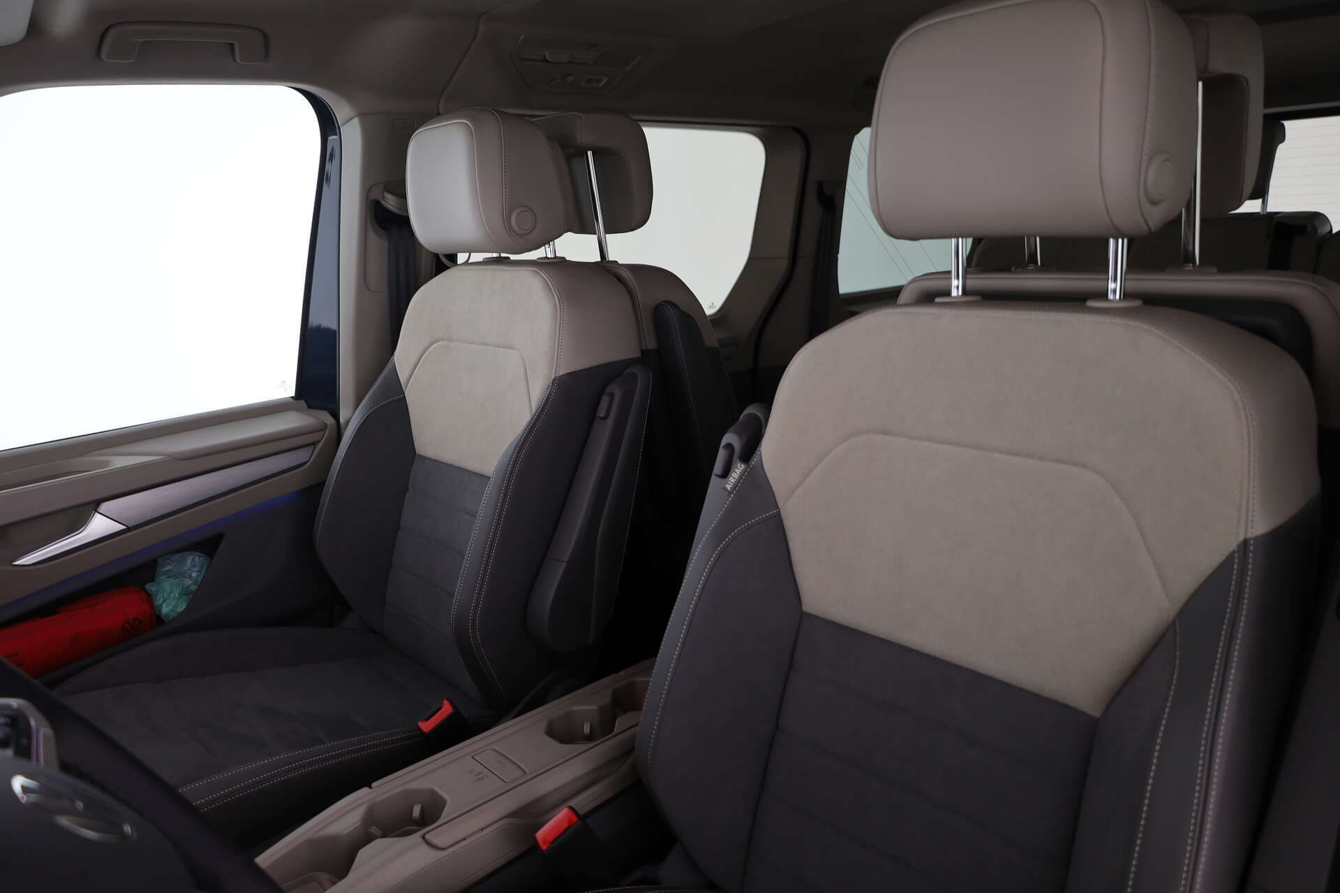 VOLKSWAGEN NUTZFAHRZEUGE T7 Multivan LÜ, photo 9 sur 17