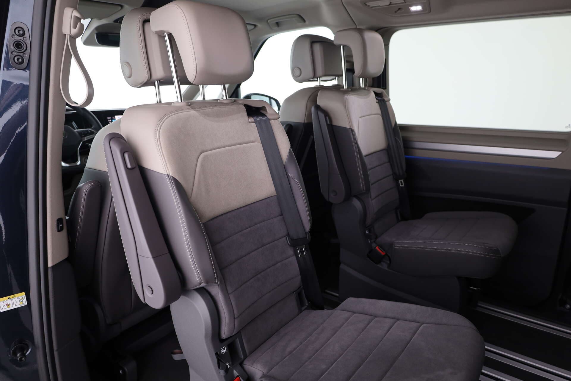 VOLKSWAGEN NUTZFAHRZEUGE T7 Multivan LÜ, photo 11 sur 17