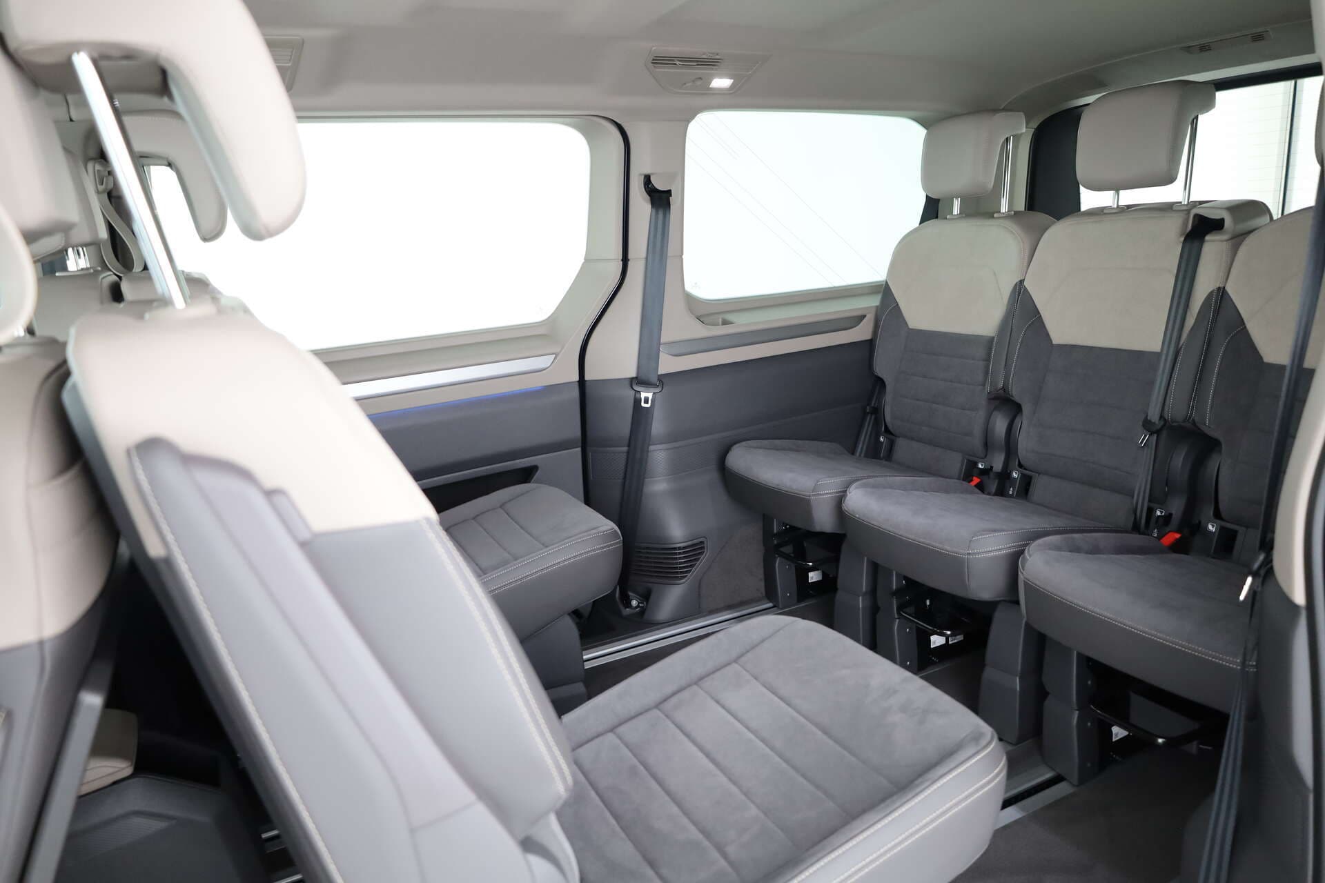 VOLKSWAGEN NUTZFAHRZEUGE T7 Multivan LÜ, photo 12 sur 17