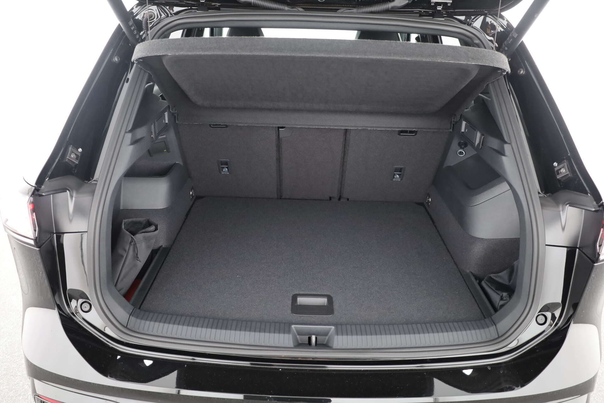 VOLKSWAGEN Tiguan, photo 11 sur 17