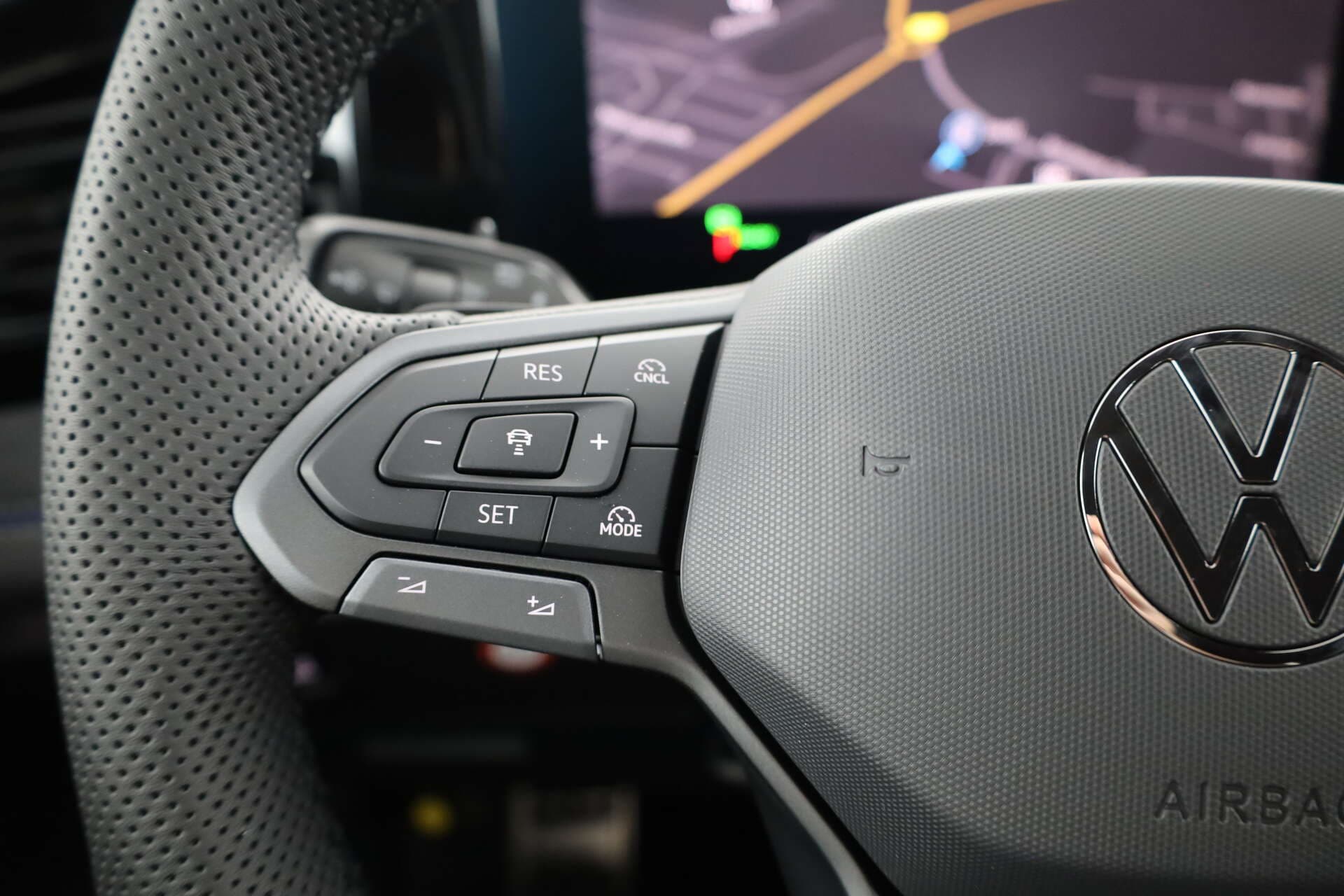 VOLKSWAGEN Tiguan, photo 13 sur 17