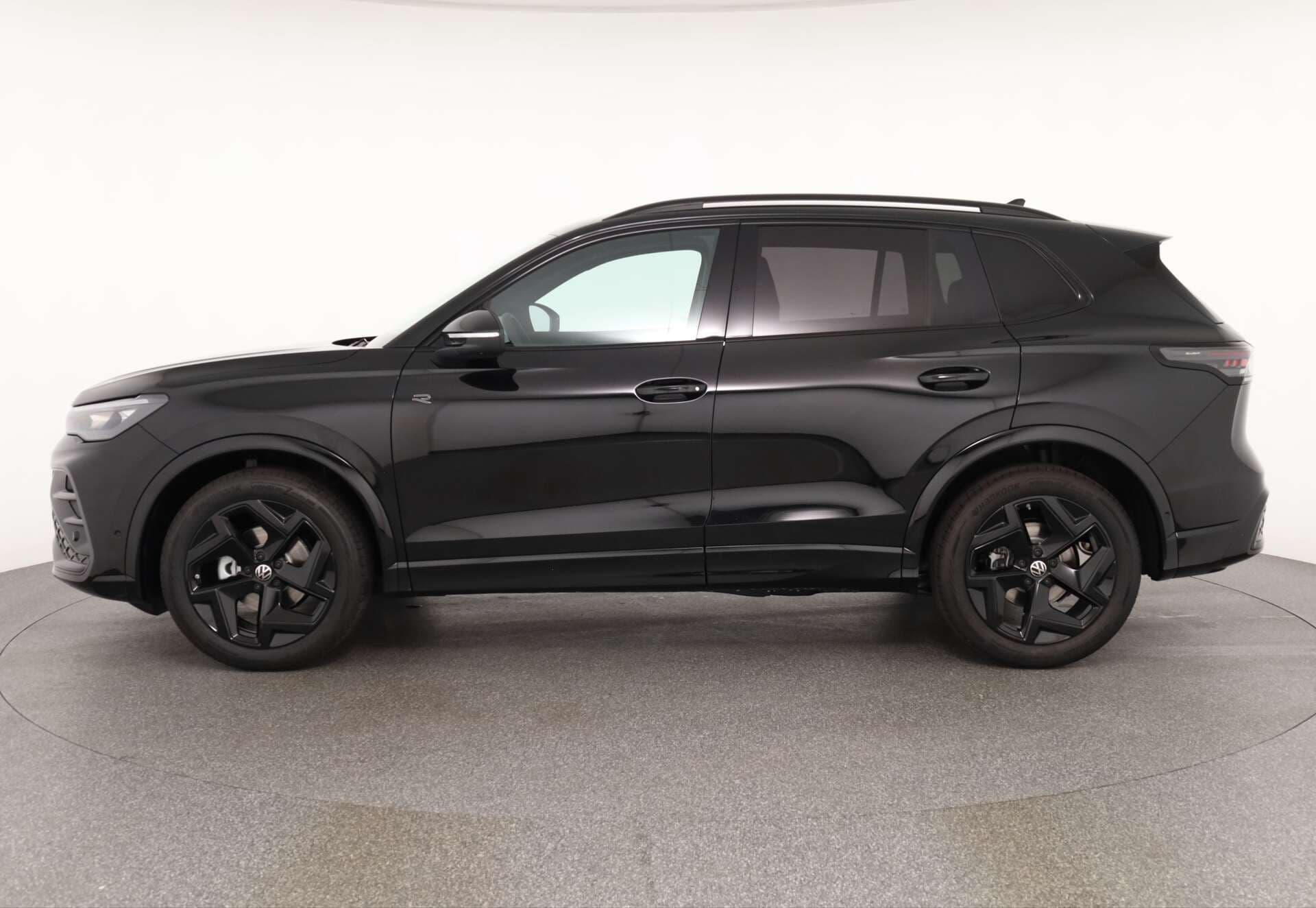 VOLKSWAGEN Tiguan, photo 4 sur 17