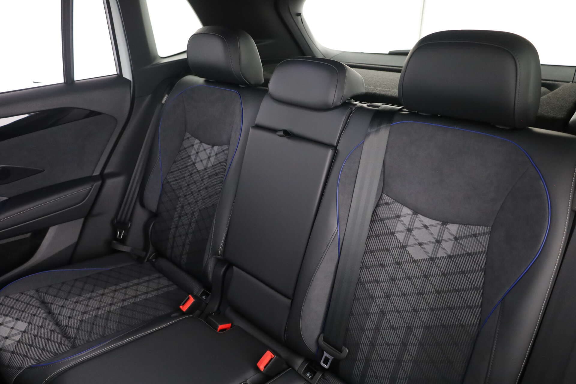 VOLKSWAGEN Tiguan, photo 10 sur 17