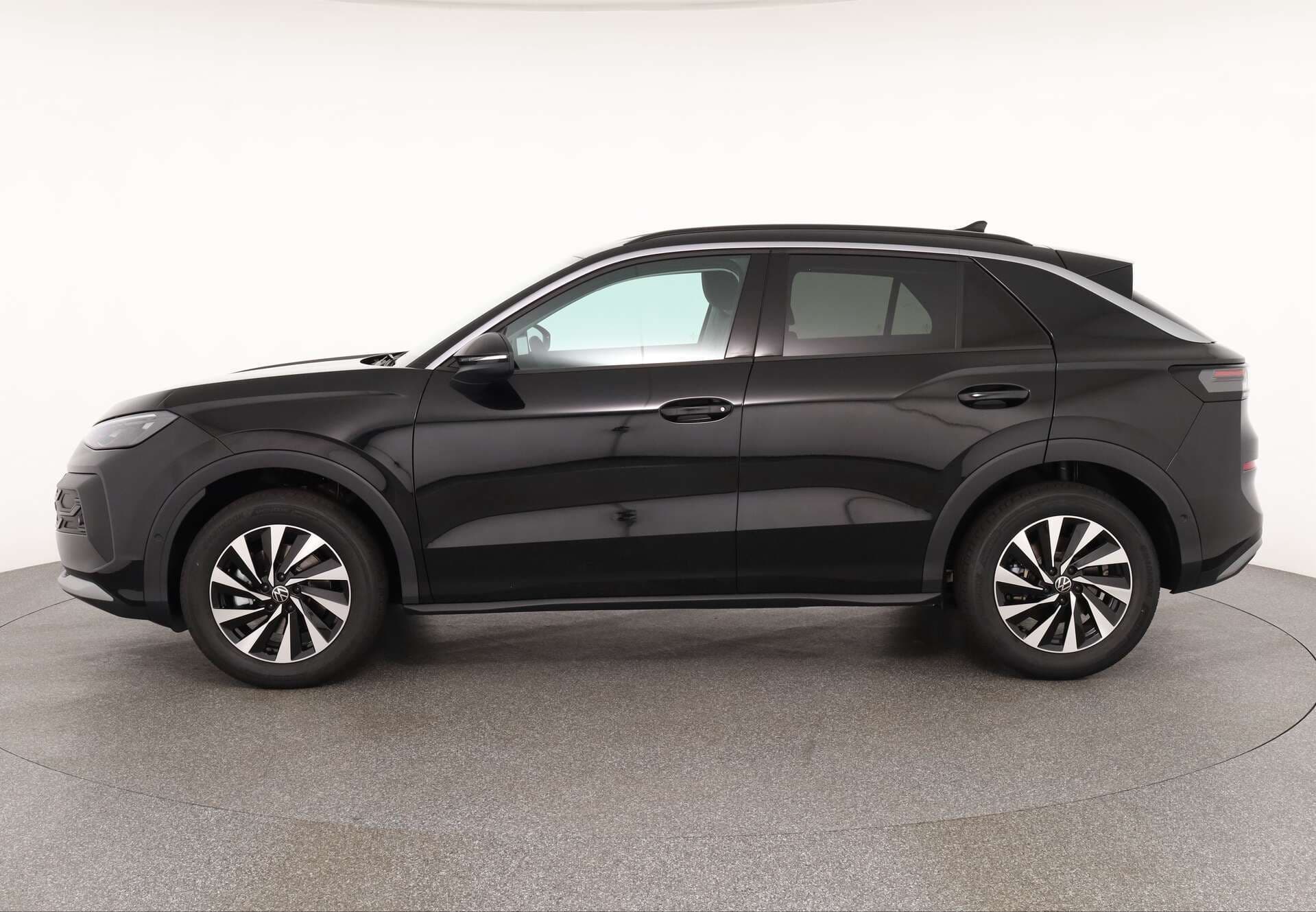 VOLKSWAGEN T-Roc, photo 4 sur 17
