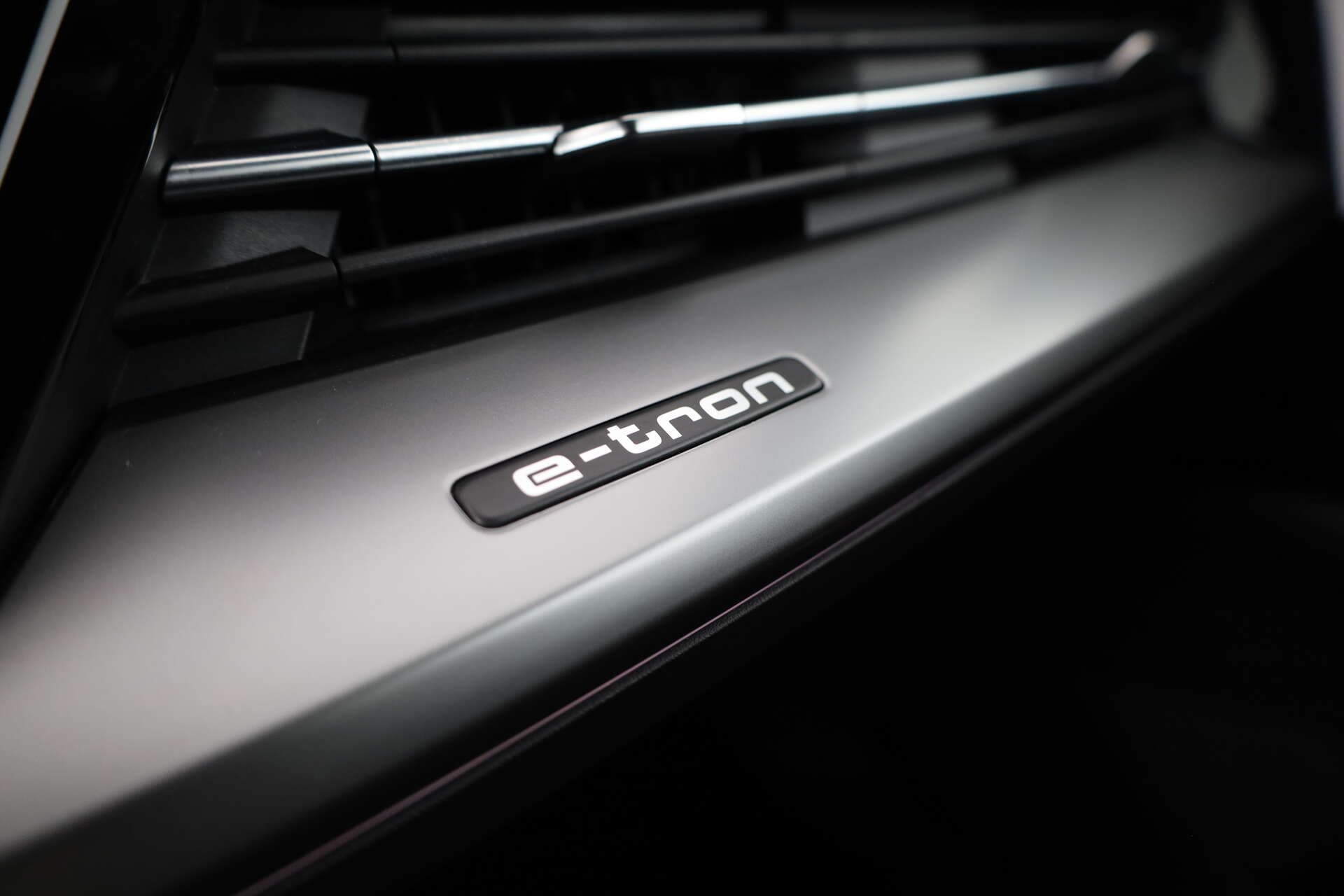AUDI Q4 e-tron, photo 16 sur 17