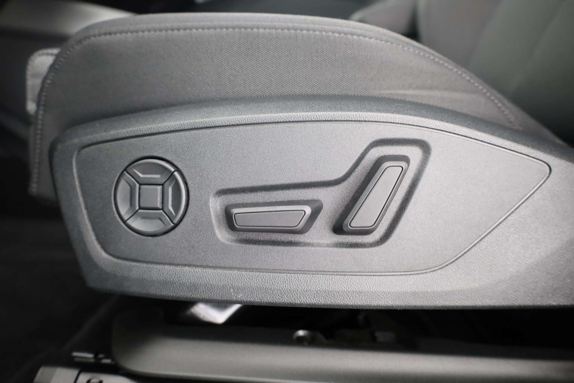 AUDI Q4 e-tron, photo 17 sur 17