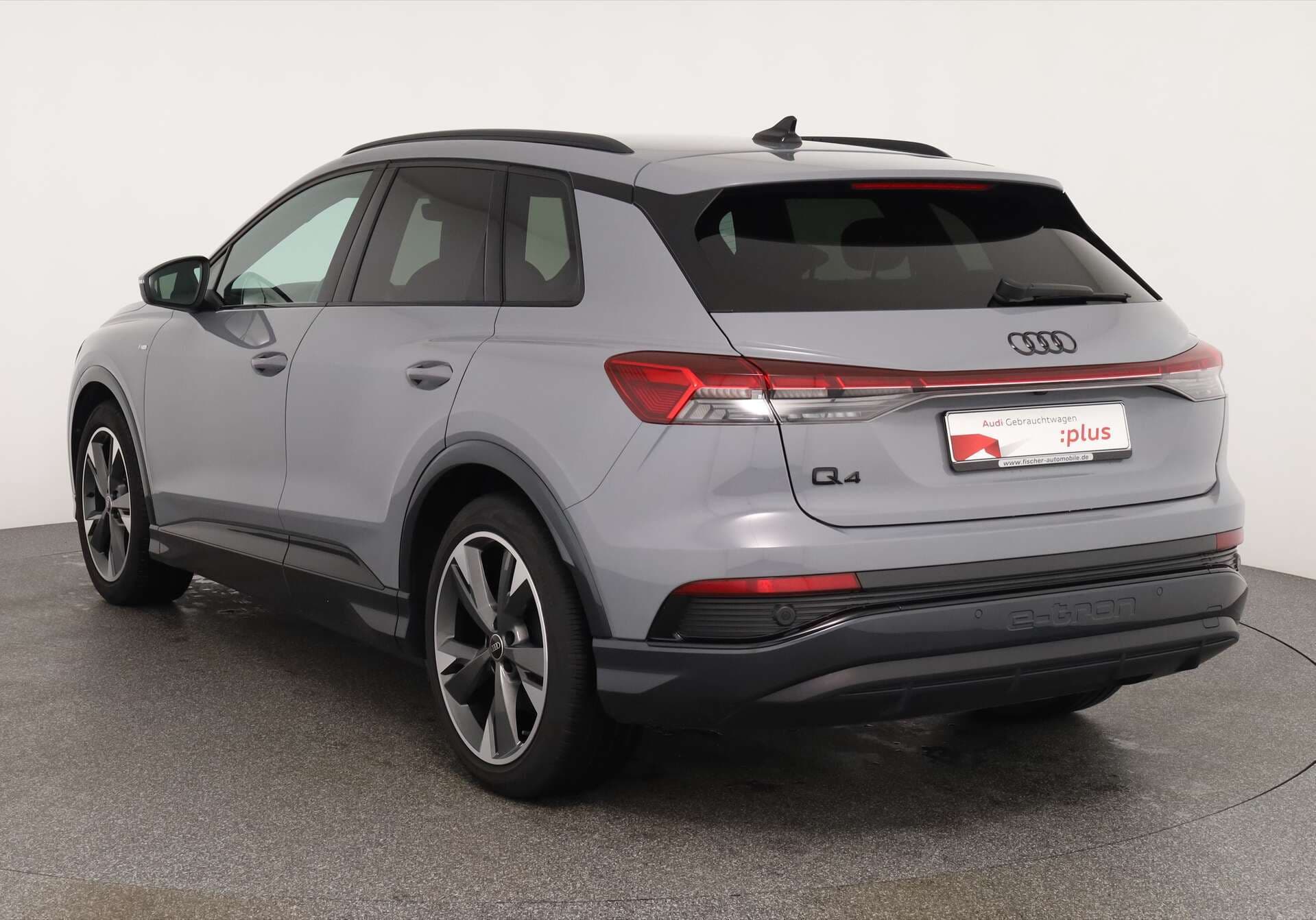 AUDI Q4 e-tron, photo 3 sur 17