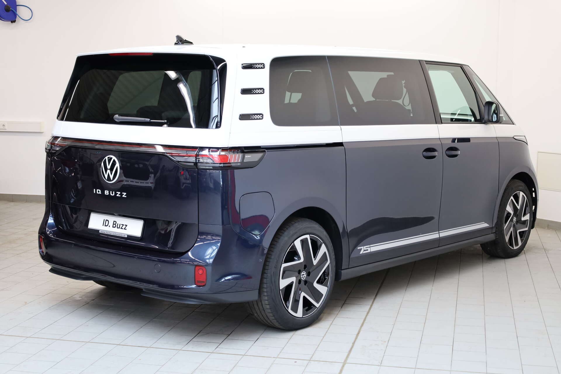 VOLKSWAGEN NUTZFAHRZEUGE ID.Buzz, photo 2 sur 17