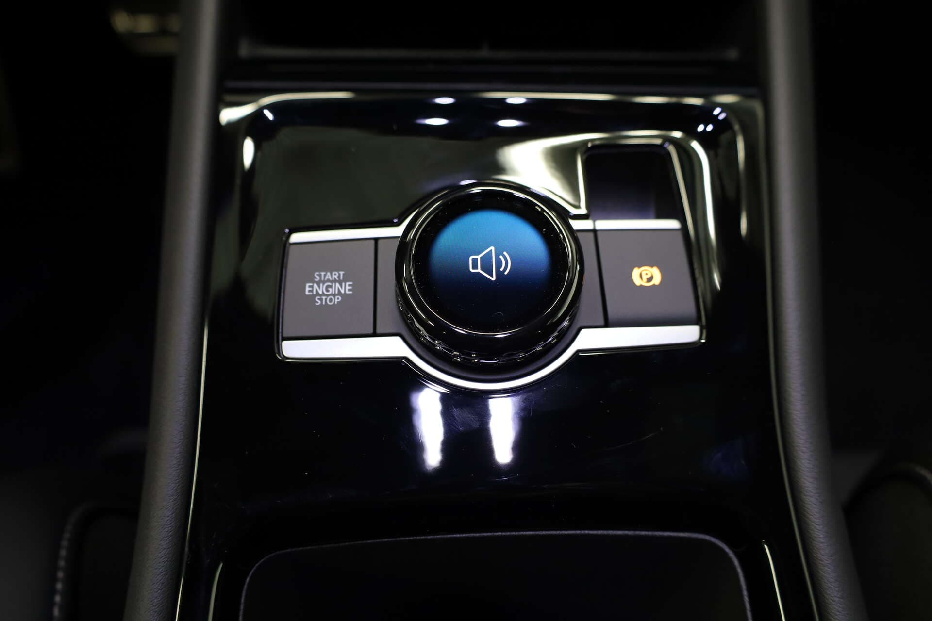 VOLKSWAGEN Tiguan, photo 16 sur 17