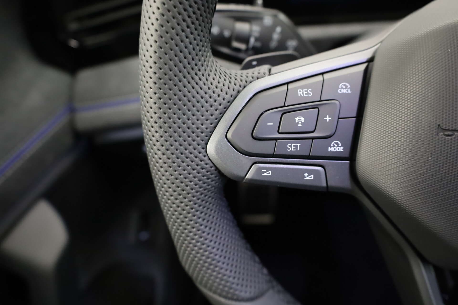 VOLKSWAGEN Tiguan, photo 8 sur 17
