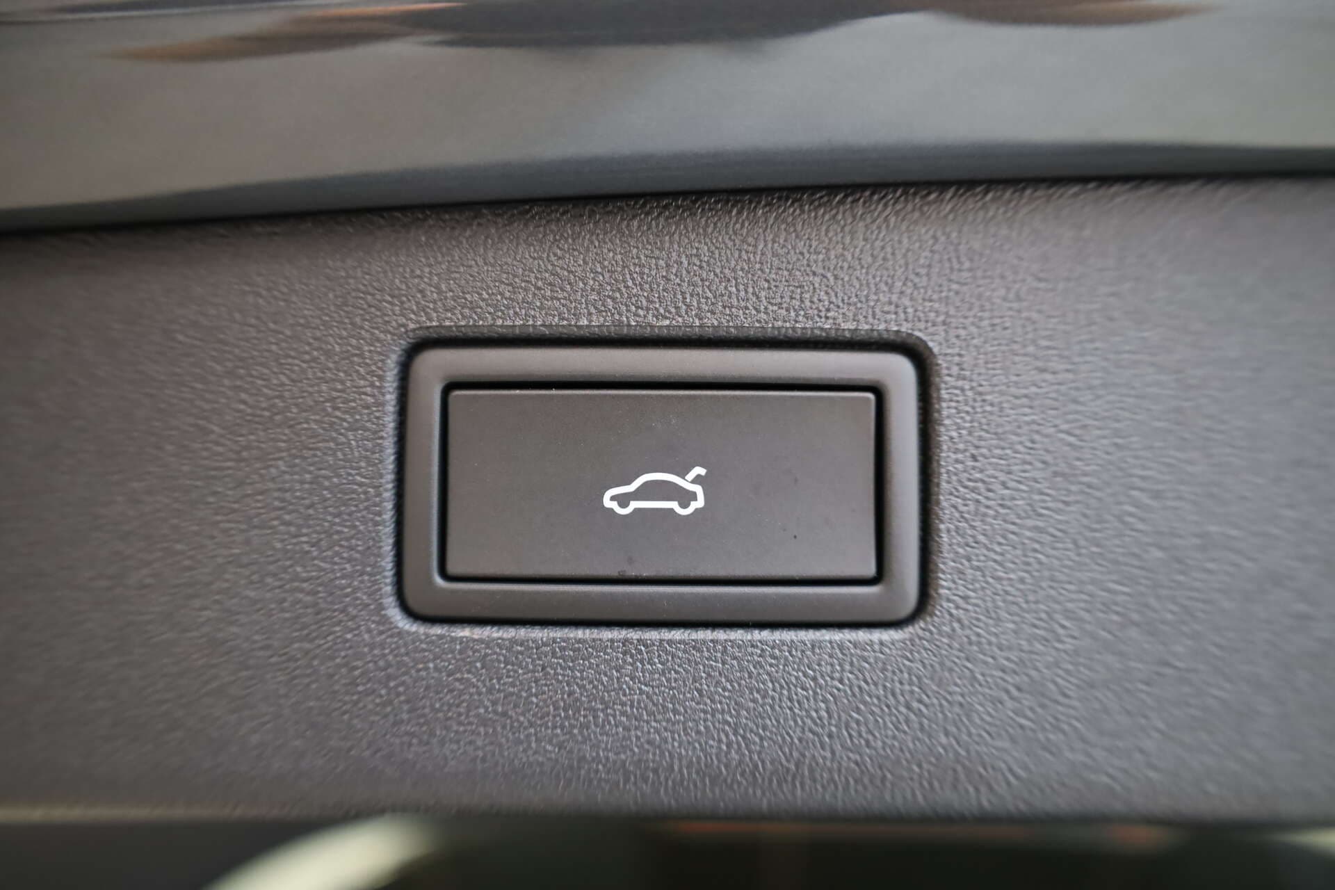 VOLKSWAGEN Tiguan, photo 15 sur 17