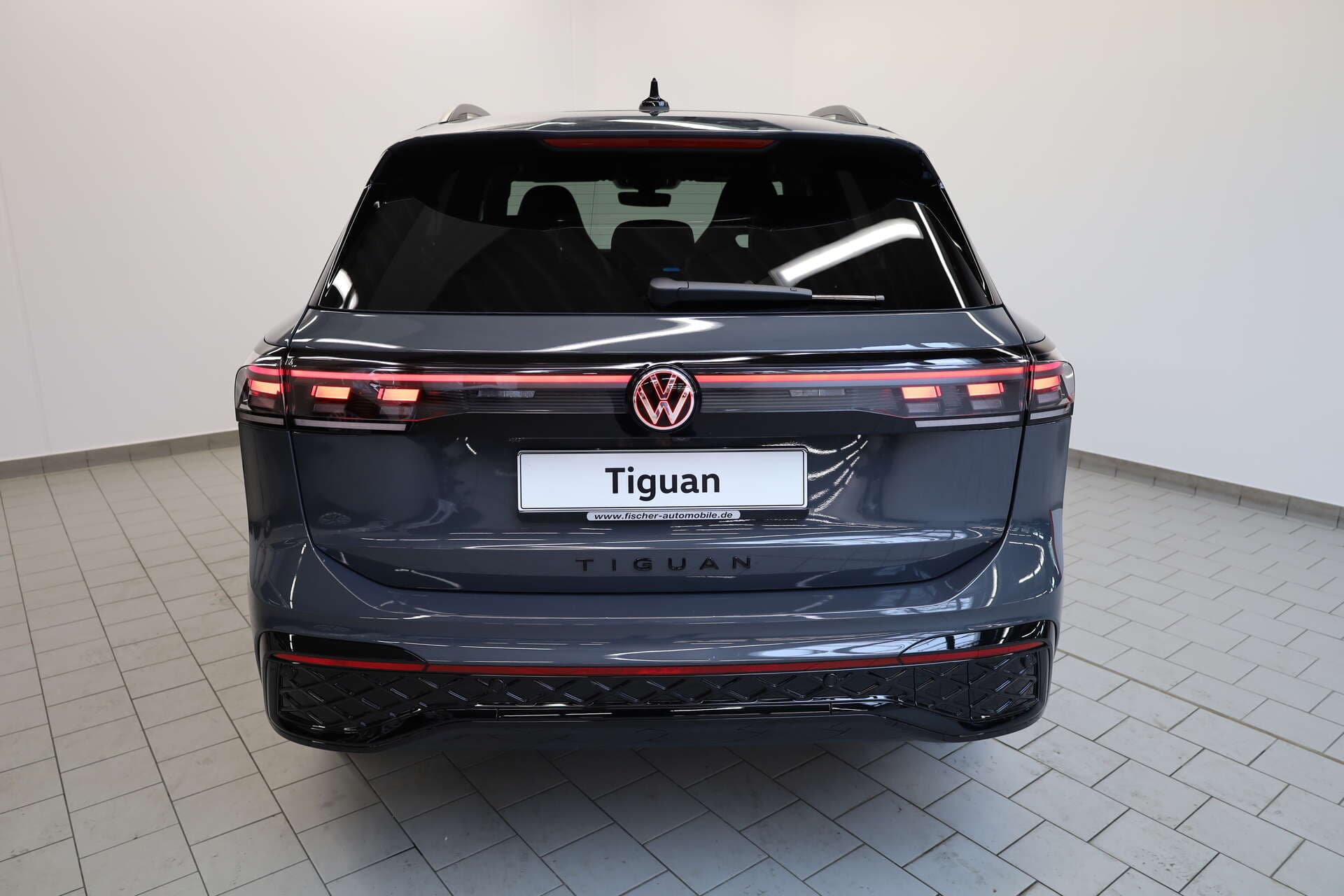 VOLKSWAGEN Tiguan, photo 3 sur 17