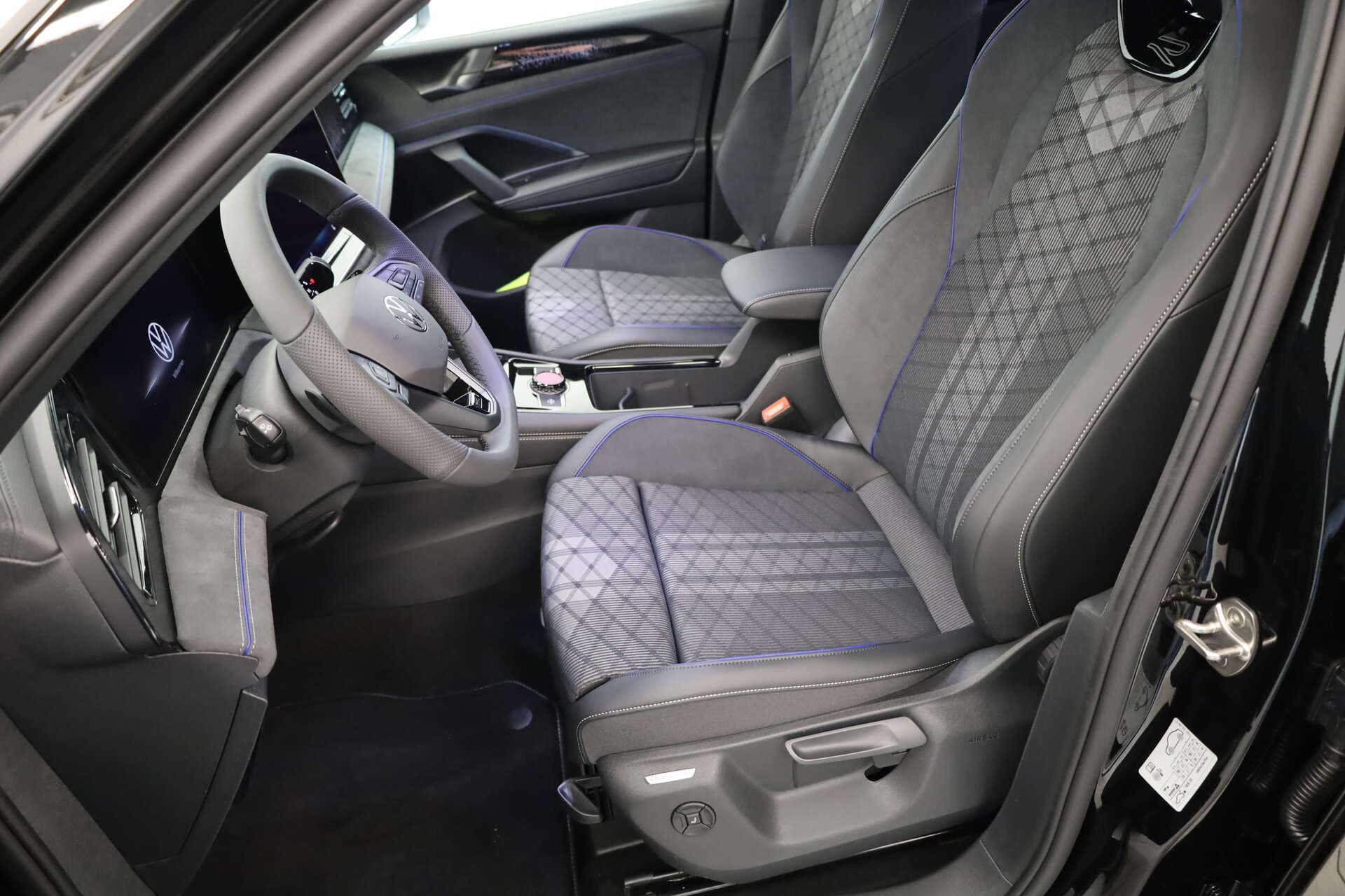 VOLKSWAGEN Tiguan, photo 4 sur 17
