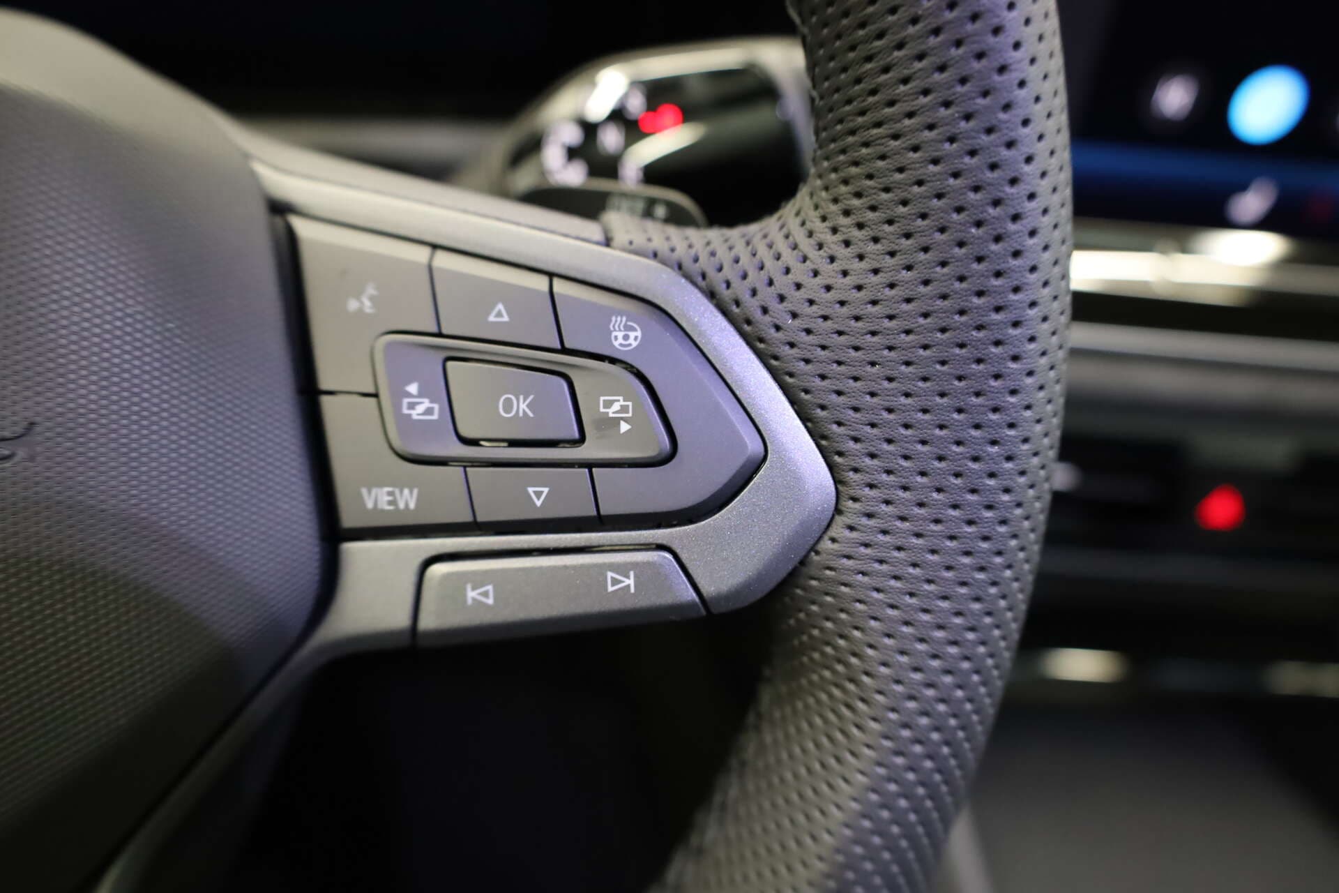 VOLKSWAGEN Tiguan, photo 9 sur 17