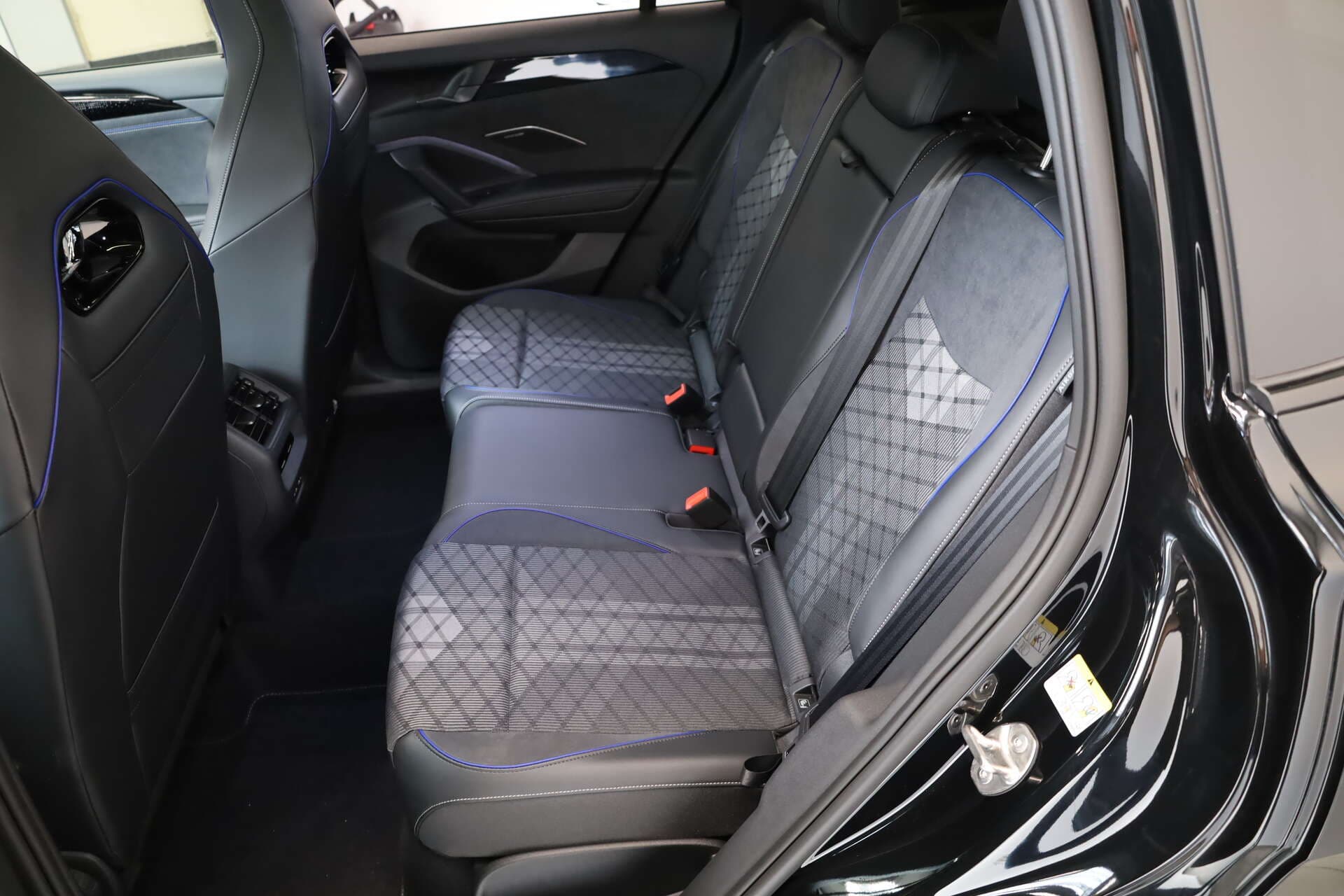 VOLKSWAGEN Tiguan, photo 13 sur 17