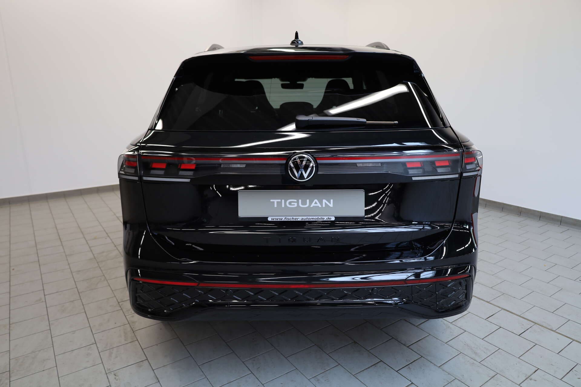 VOLKSWAGEN Tiguan, photo 3 sur 17