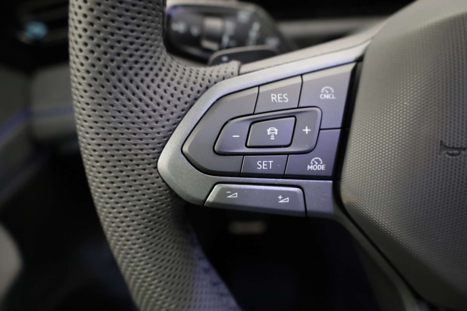 VOLKSWAGEN Tiguan, photo 8 sur 17