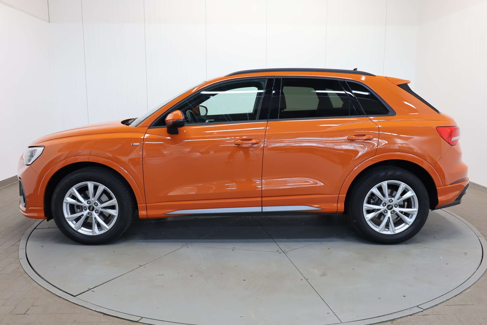 AUDI Q3, photo 4 sur 17