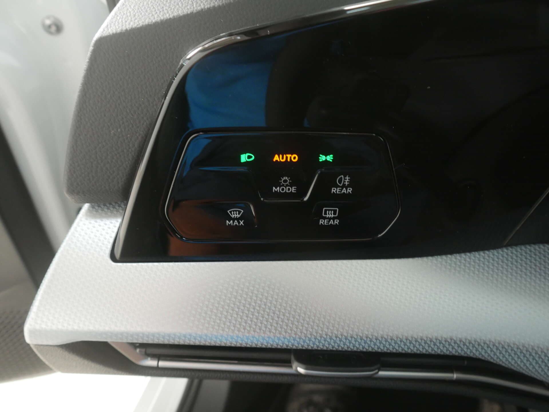VOLKSWAGEN Golf Variant, photo 16 sur 17