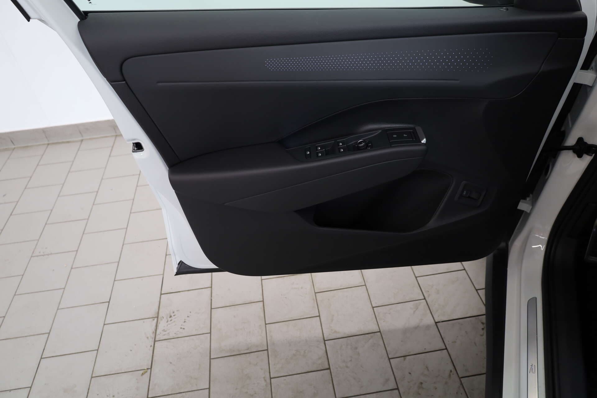 VOLKSWAGEN T-Roc, photo 12 sur 17