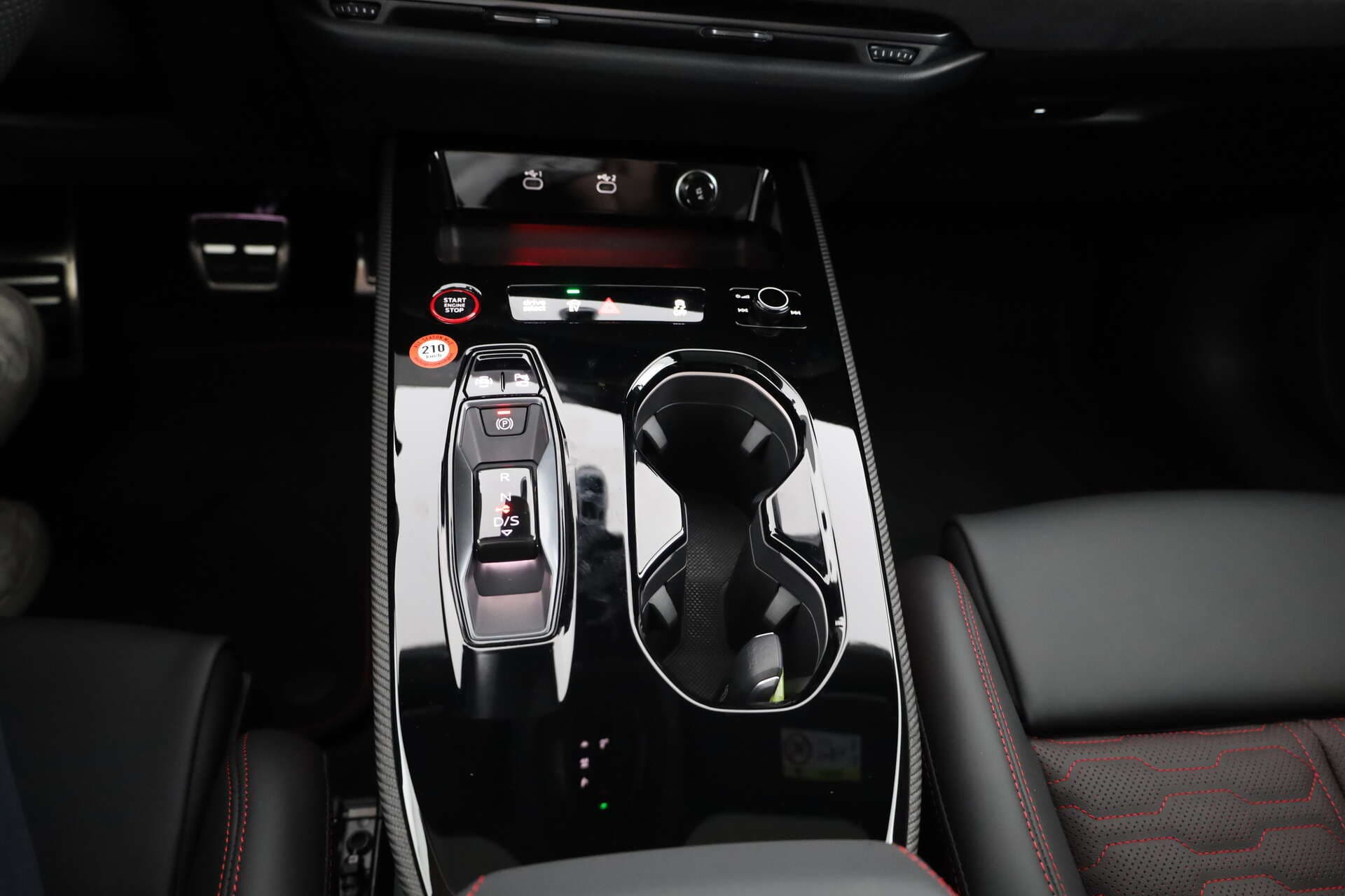 AUDI RS5 Avant, photo 16 sur 17