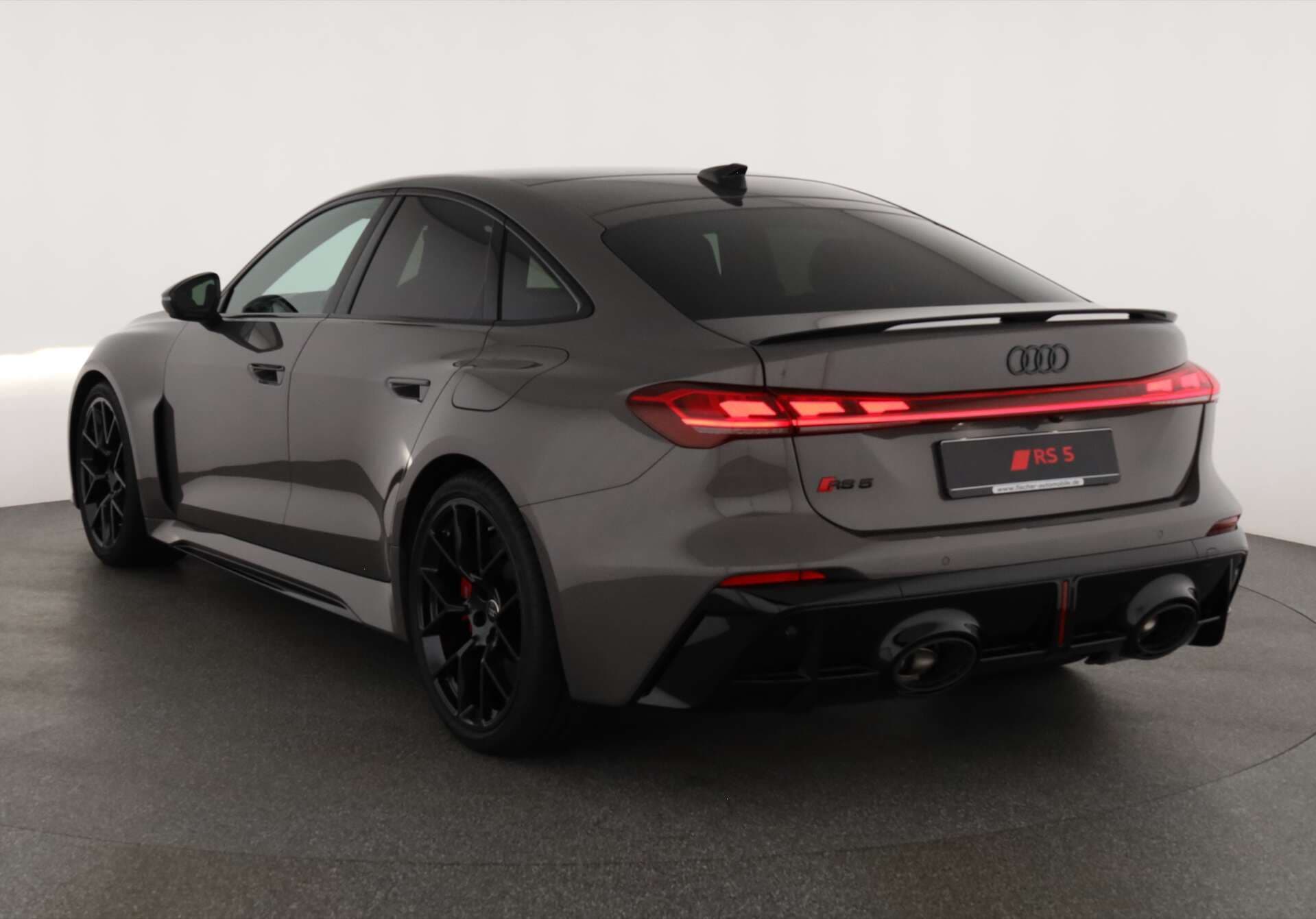 AUDI RS5 Limousine, photo 3 sur 17