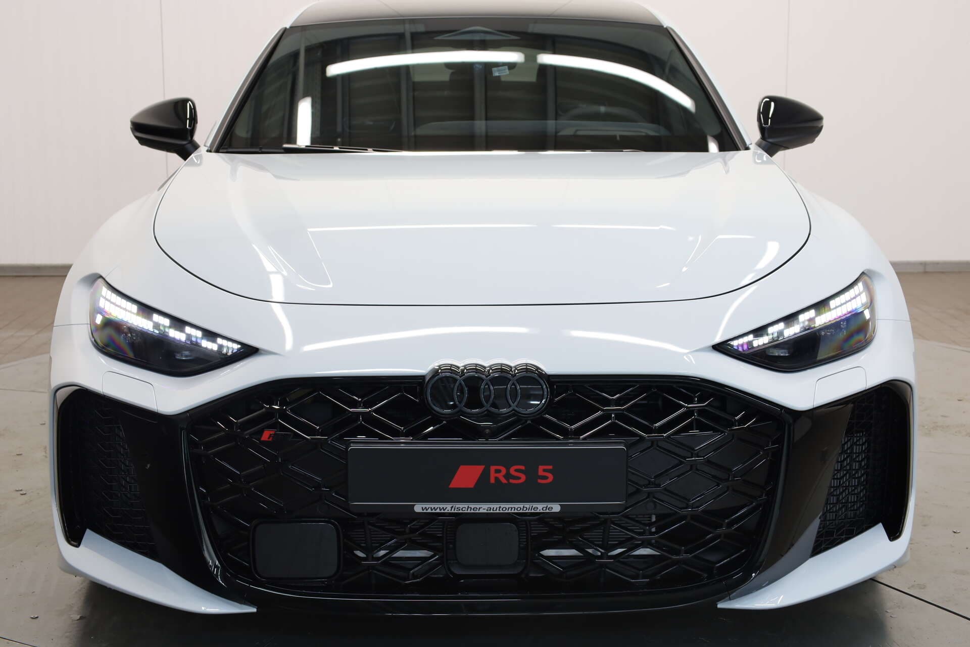 AUDI RS5 Limousine, photo 2 sur 17