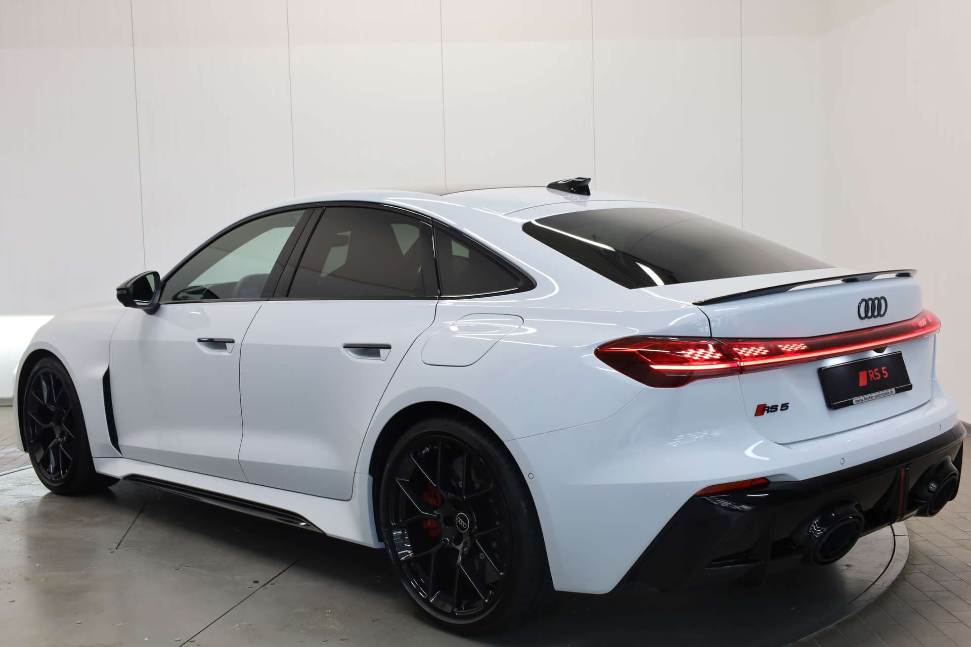 AUDI RS5 Limousine, photo 3 sur 17