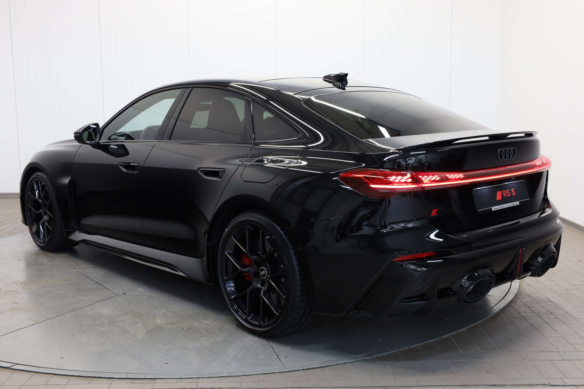 AUDI RS5 Limousine, photo 3 sur 17
