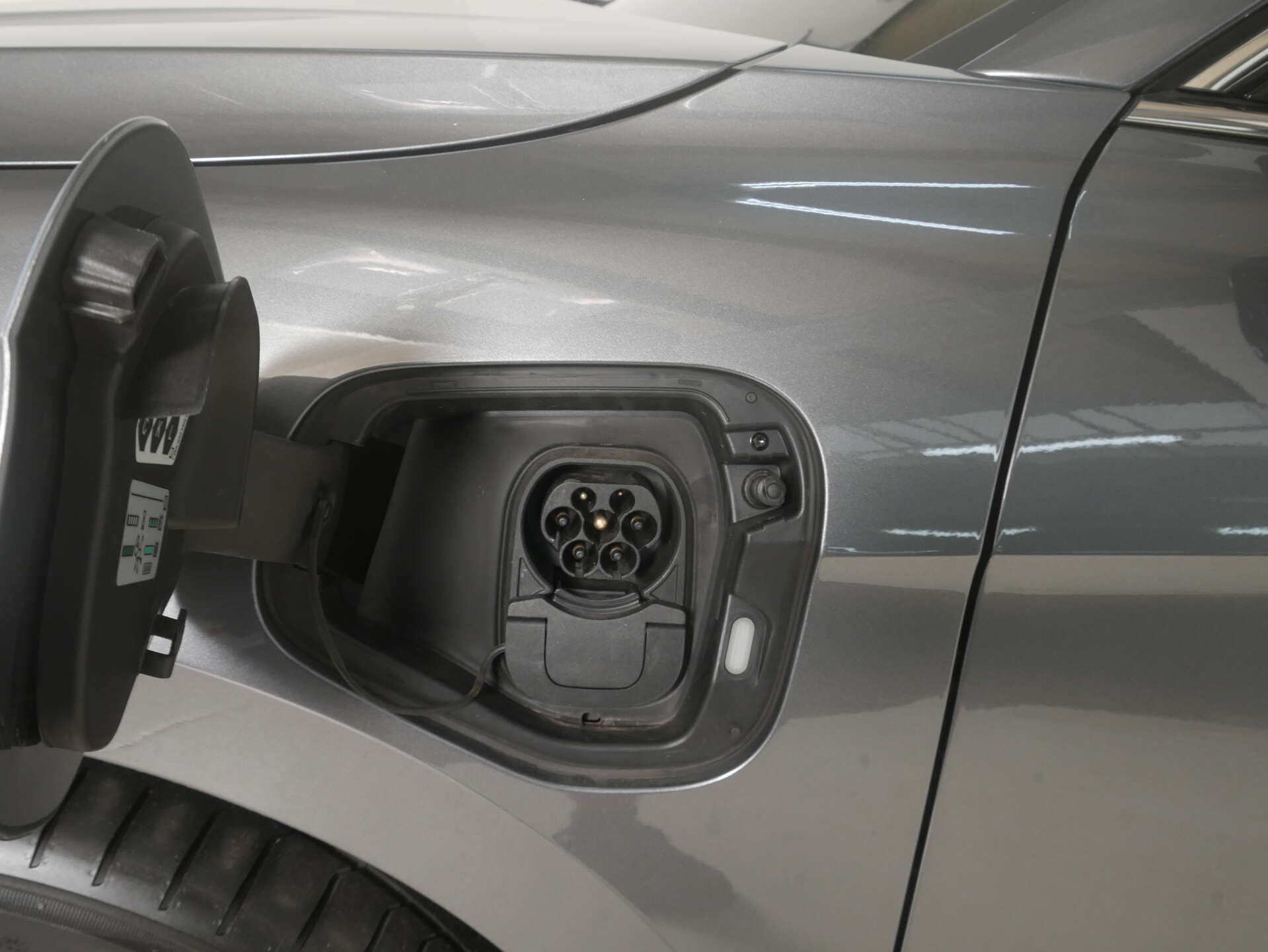 VOLKSWAGEN Passat, photo 14 sur 17
