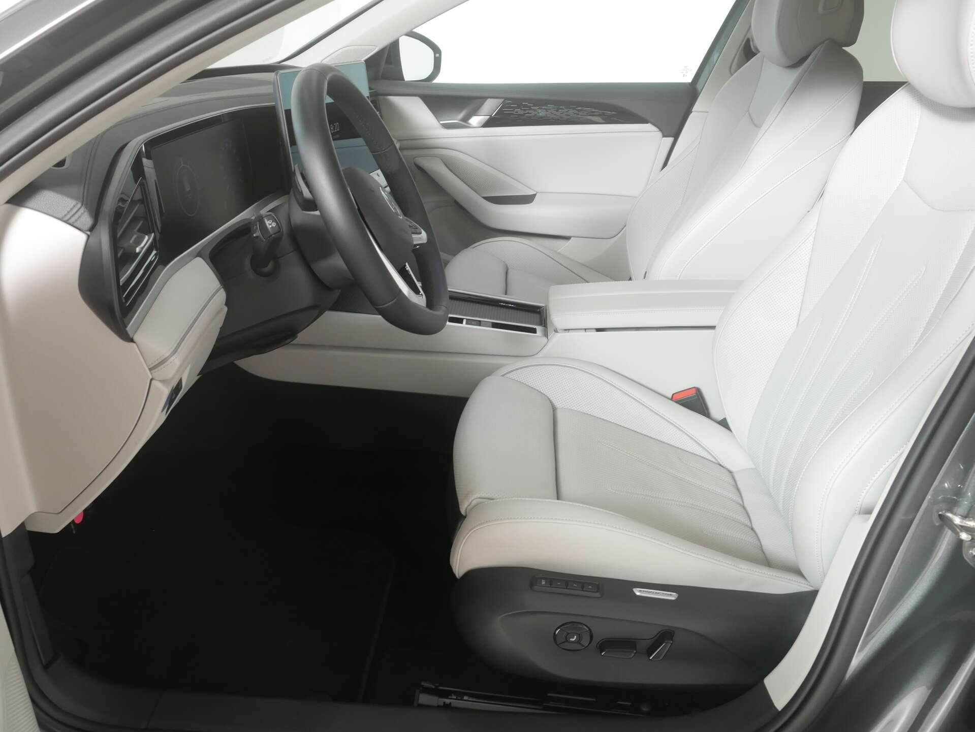 VOLKSWAGEN Passat, photo 16 sur 17