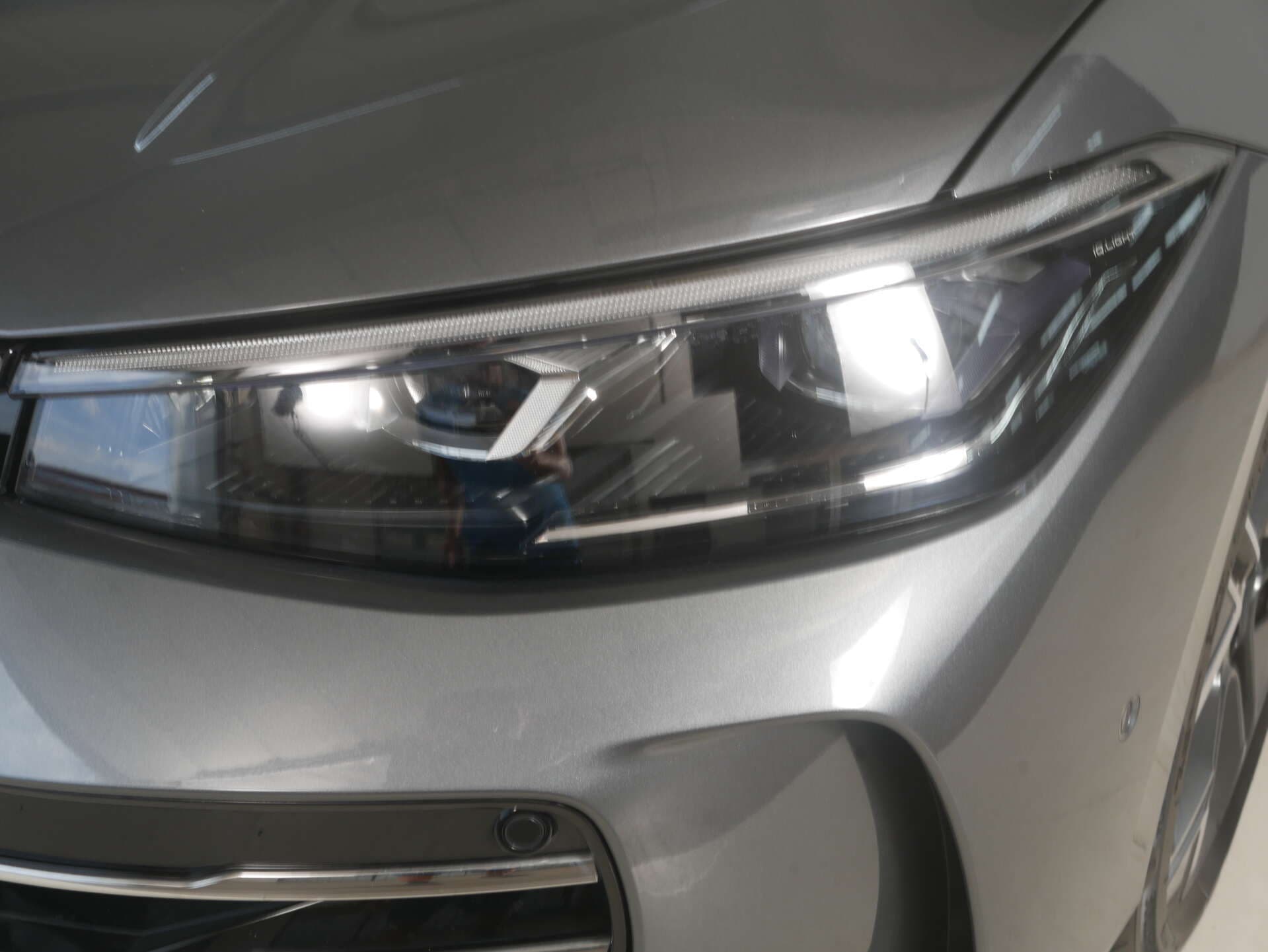 VOLKSWAGEN Passat, photo 4 sur 17