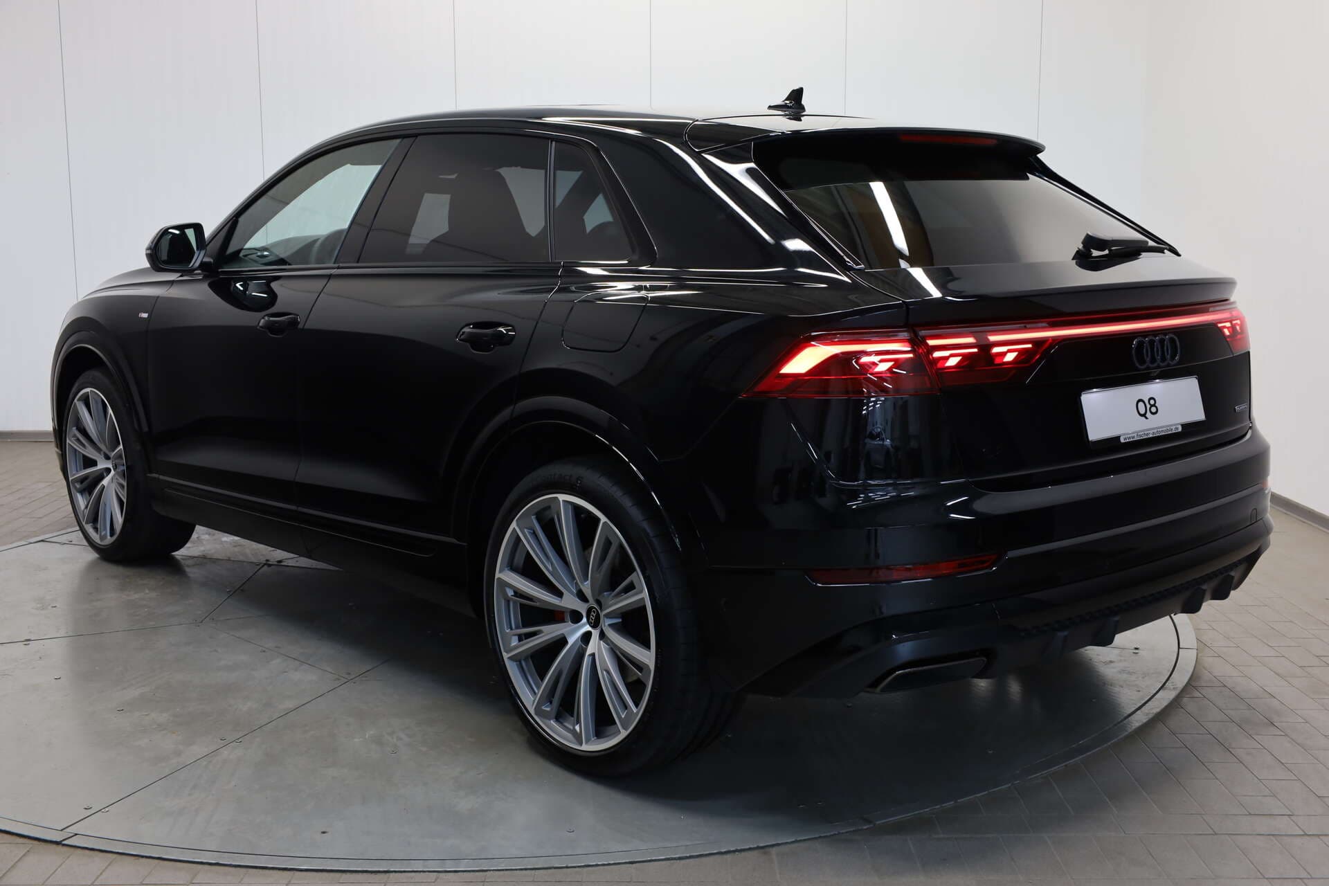 AUDI Q8, photo 3 sur 17