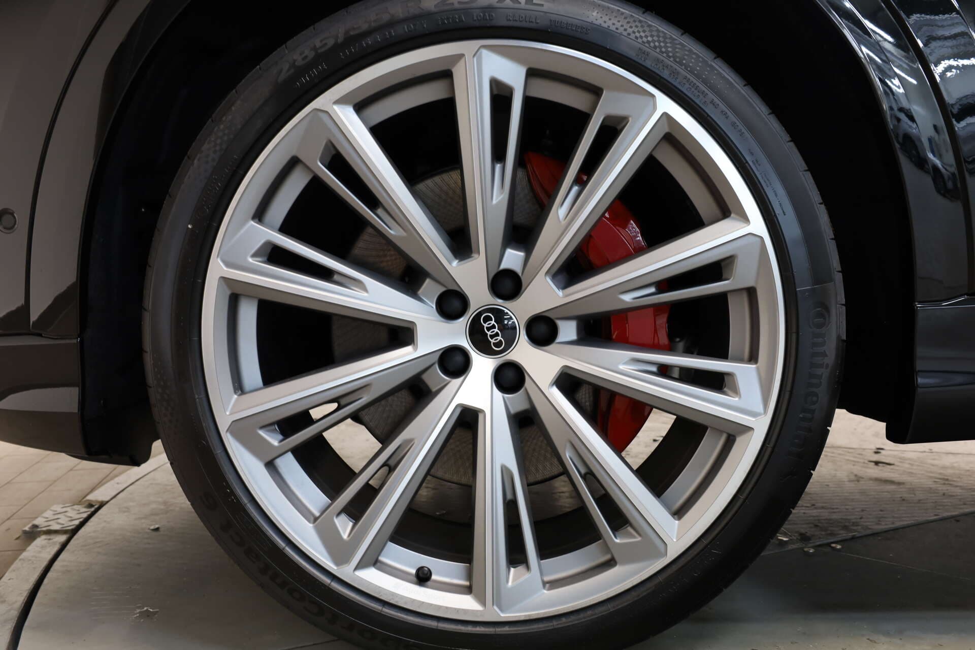 AUDI Q8, photo 7 sur 17