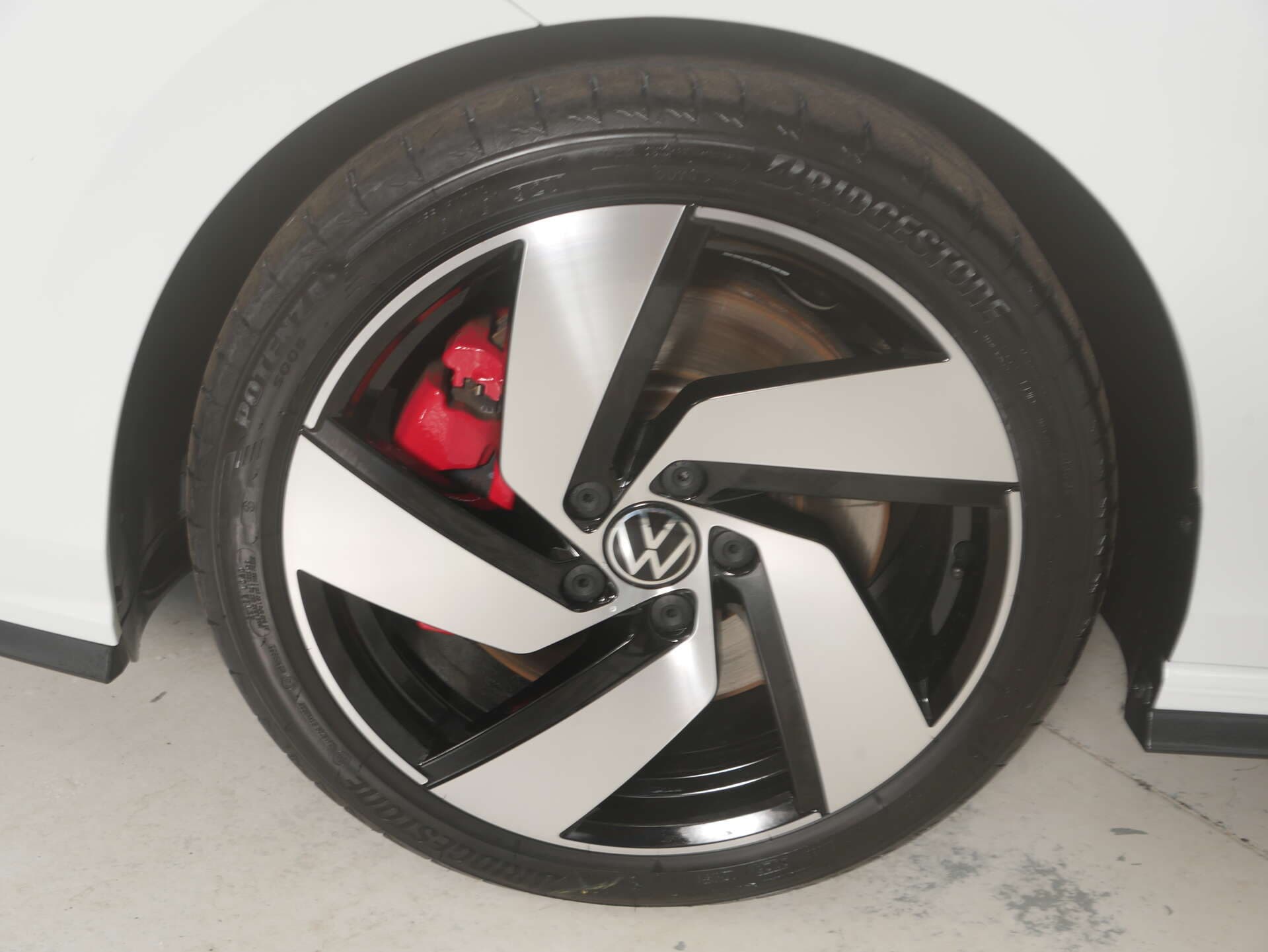 VOLKSWAGEN Golf, photo 3 sur 17
