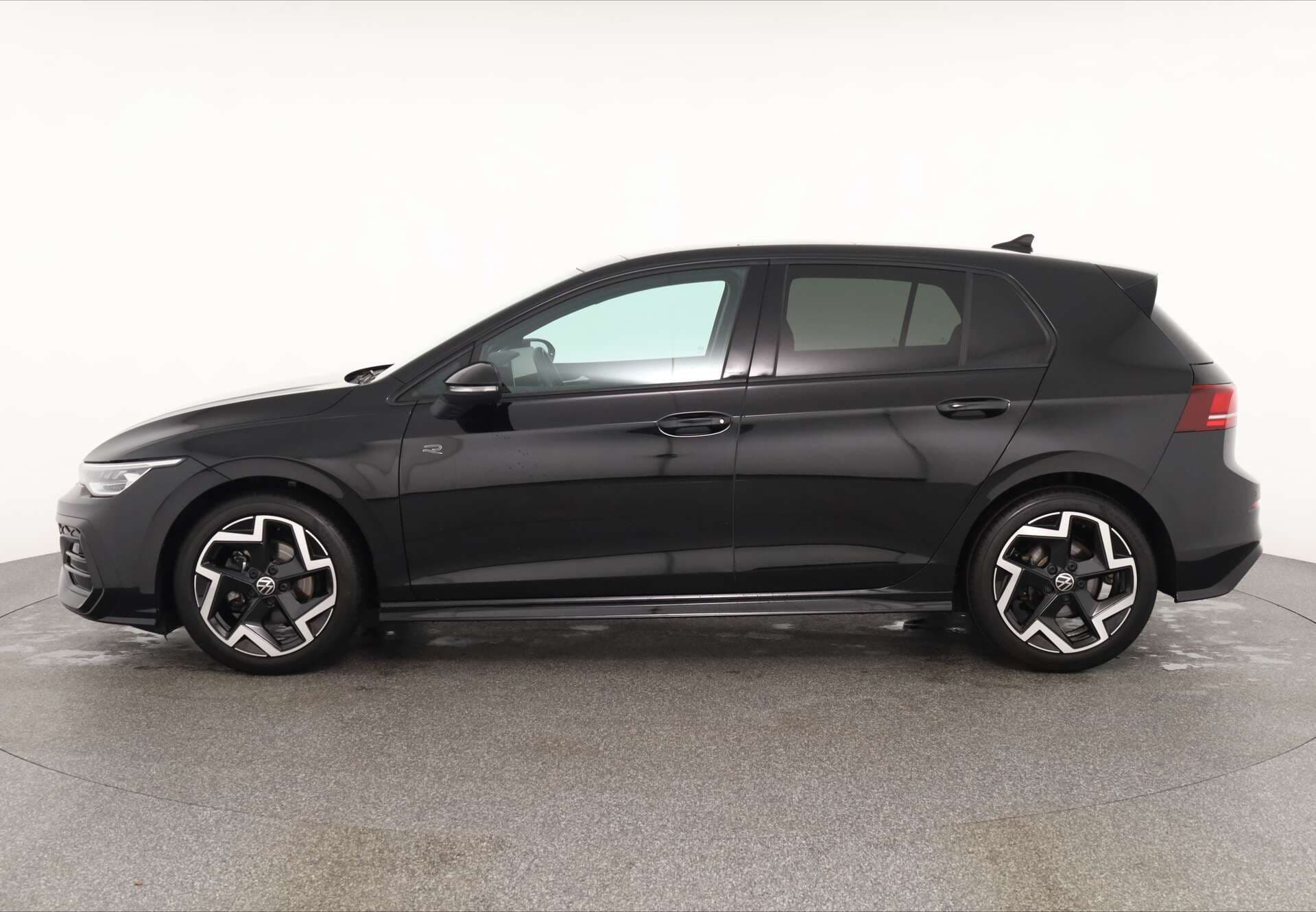 VOLKSWAGEN Golf, photo 4 sur 17