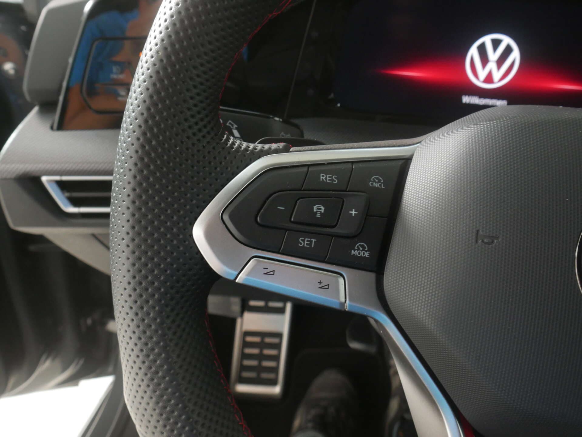 VOLKSWAGEN Golf, photo 9 sur 17