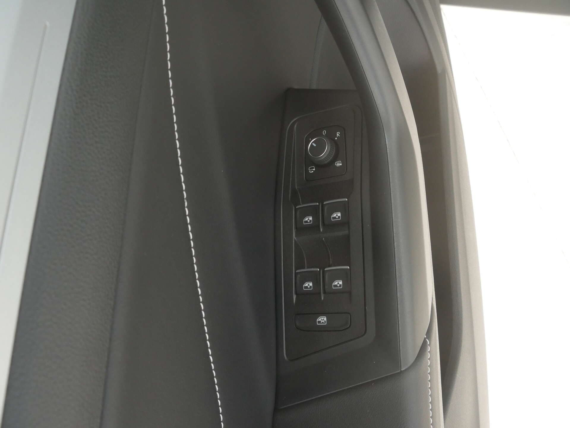 VOLKSWAGEN T-Roc, photo 14 sur 17