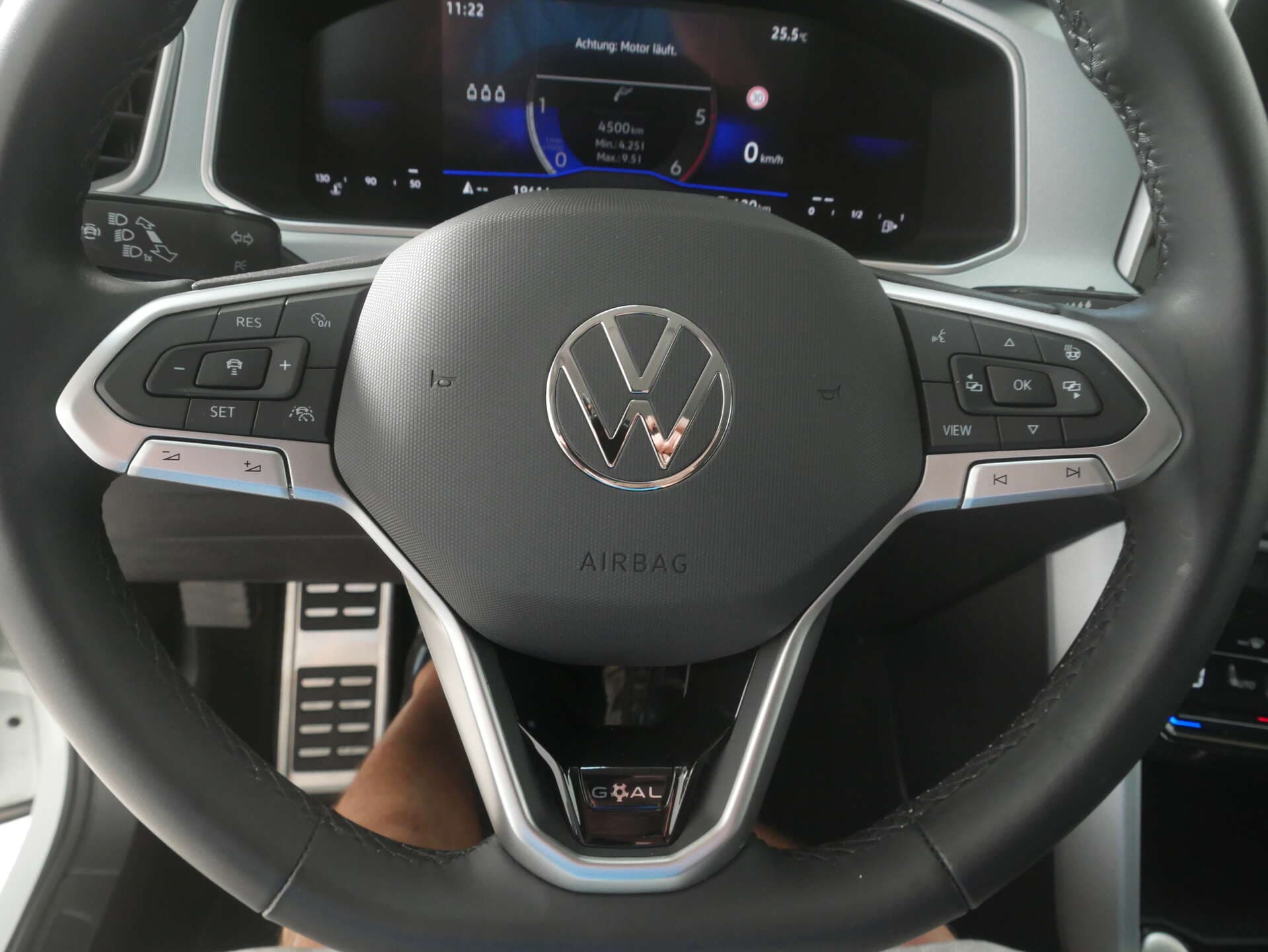 VOLKSWAGEN T-Roc, photo 8 sur 17