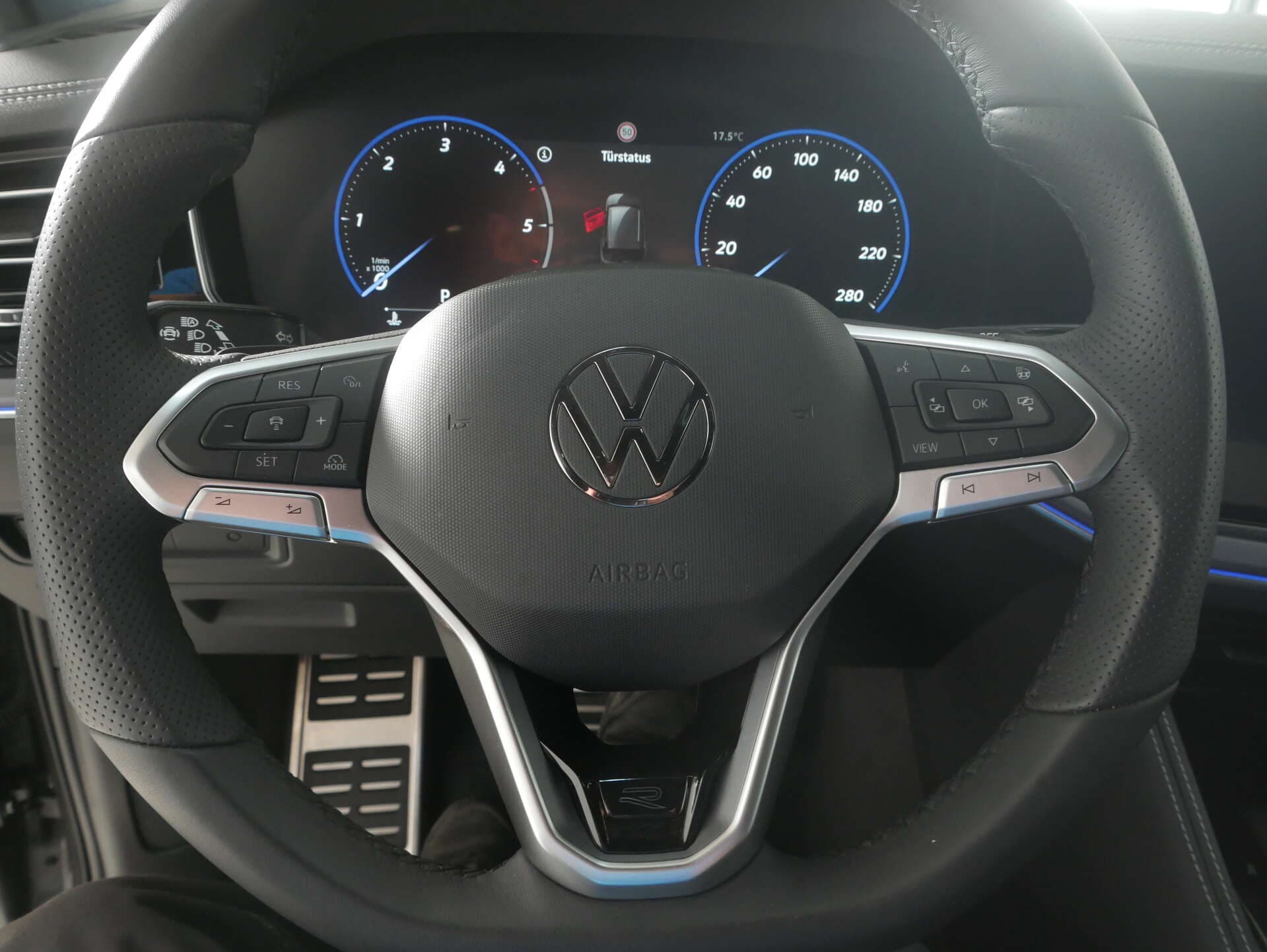 VOLKSWAGEN Touareg, photo 8 sur 17