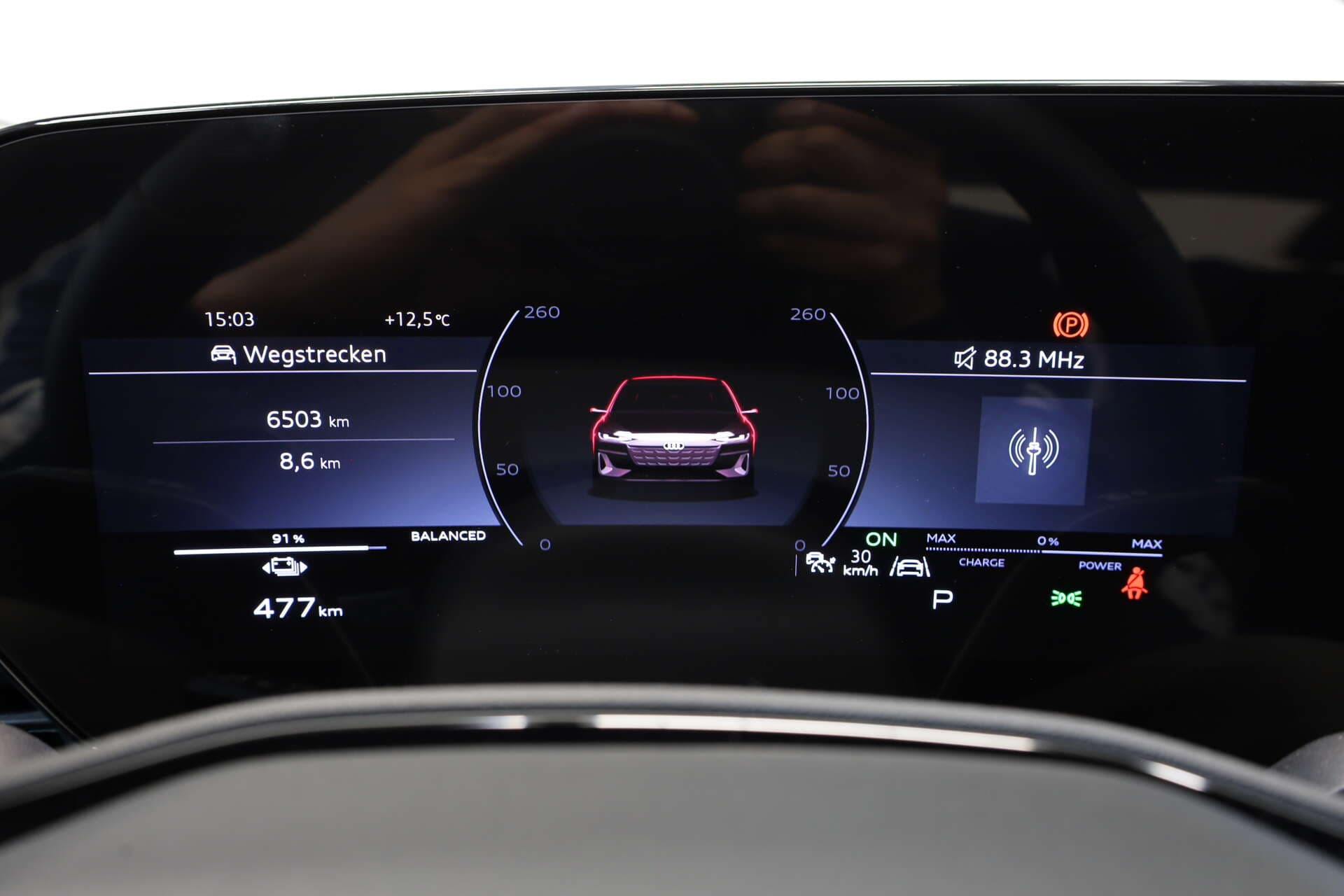 AUDI A6 Avant e-tron, photo 12 sur 17