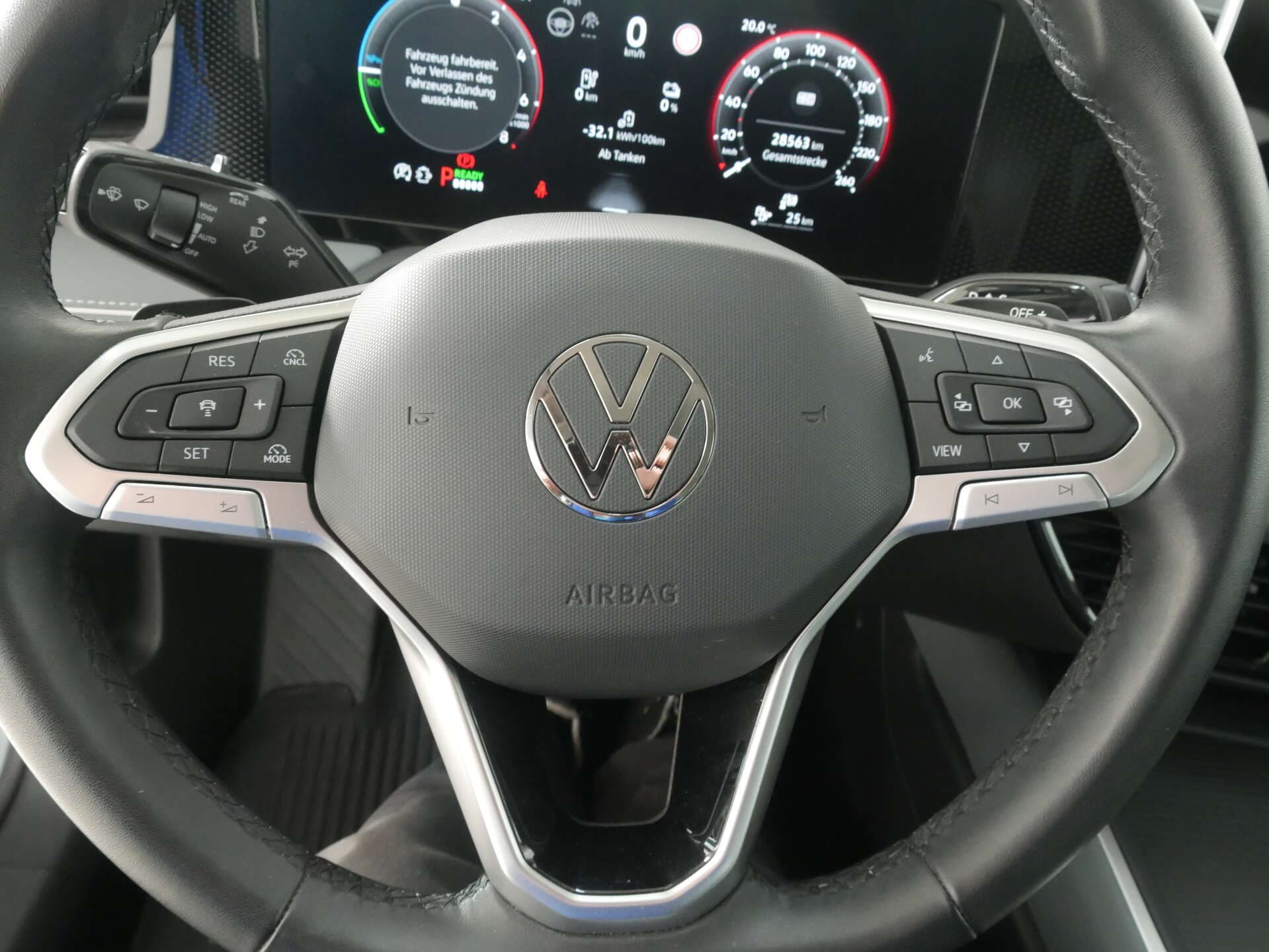 VOLKSWAGEN Passat, photo 8 sur 17