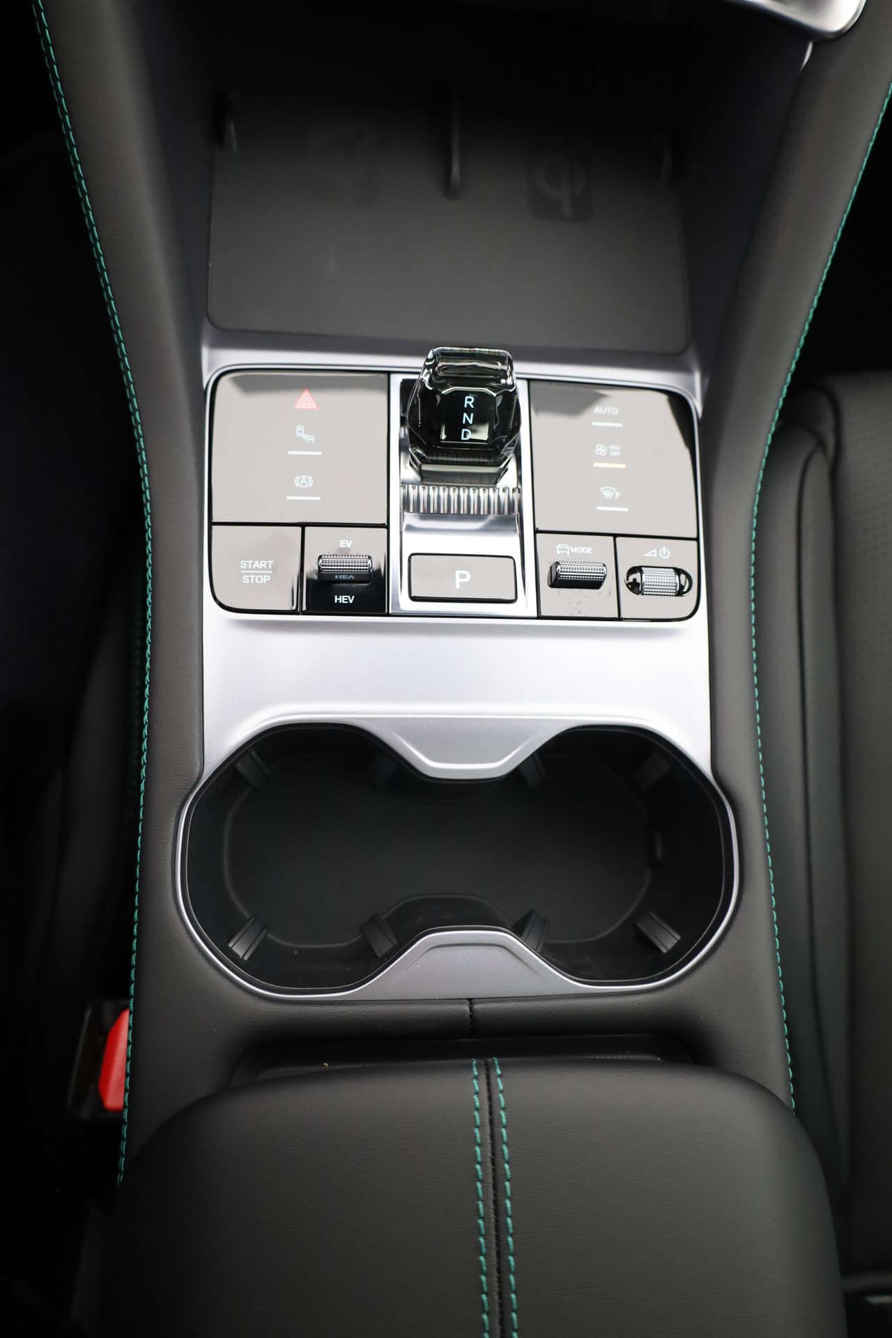 BYD SEAL U DM-i, photo 15 sur 17