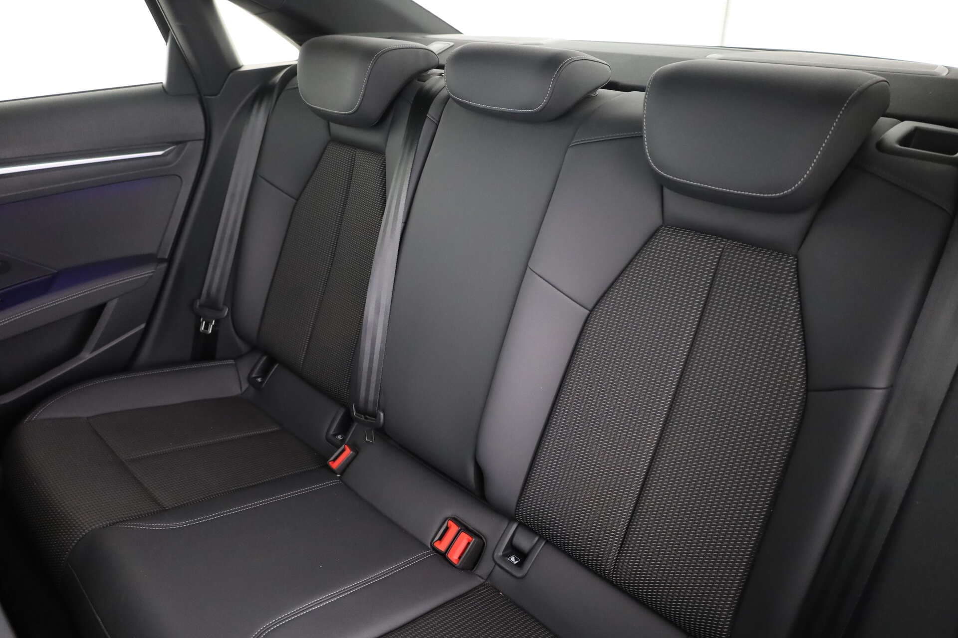 AUDI S3 Limousine, photo 10 sur 17