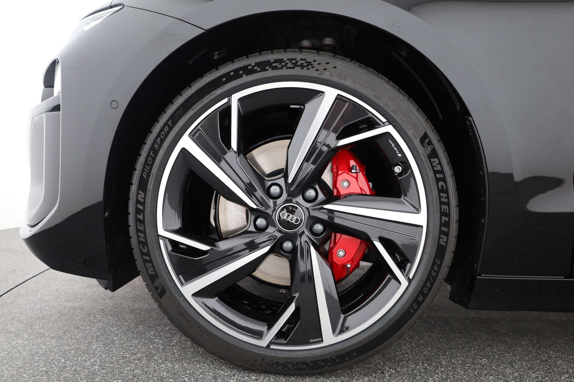AUDI A6 Avant e-tron, photo 7 sur 17