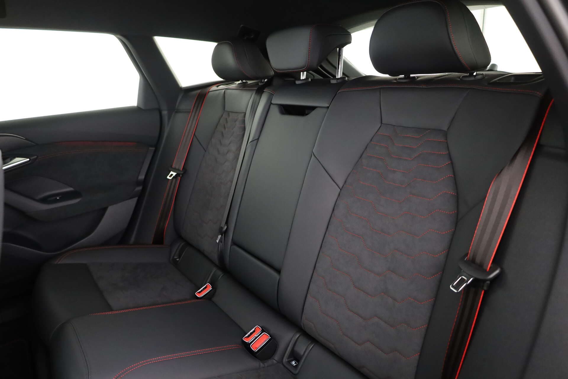 AUDI A6 Avant e-tron, photo 10 sur 17