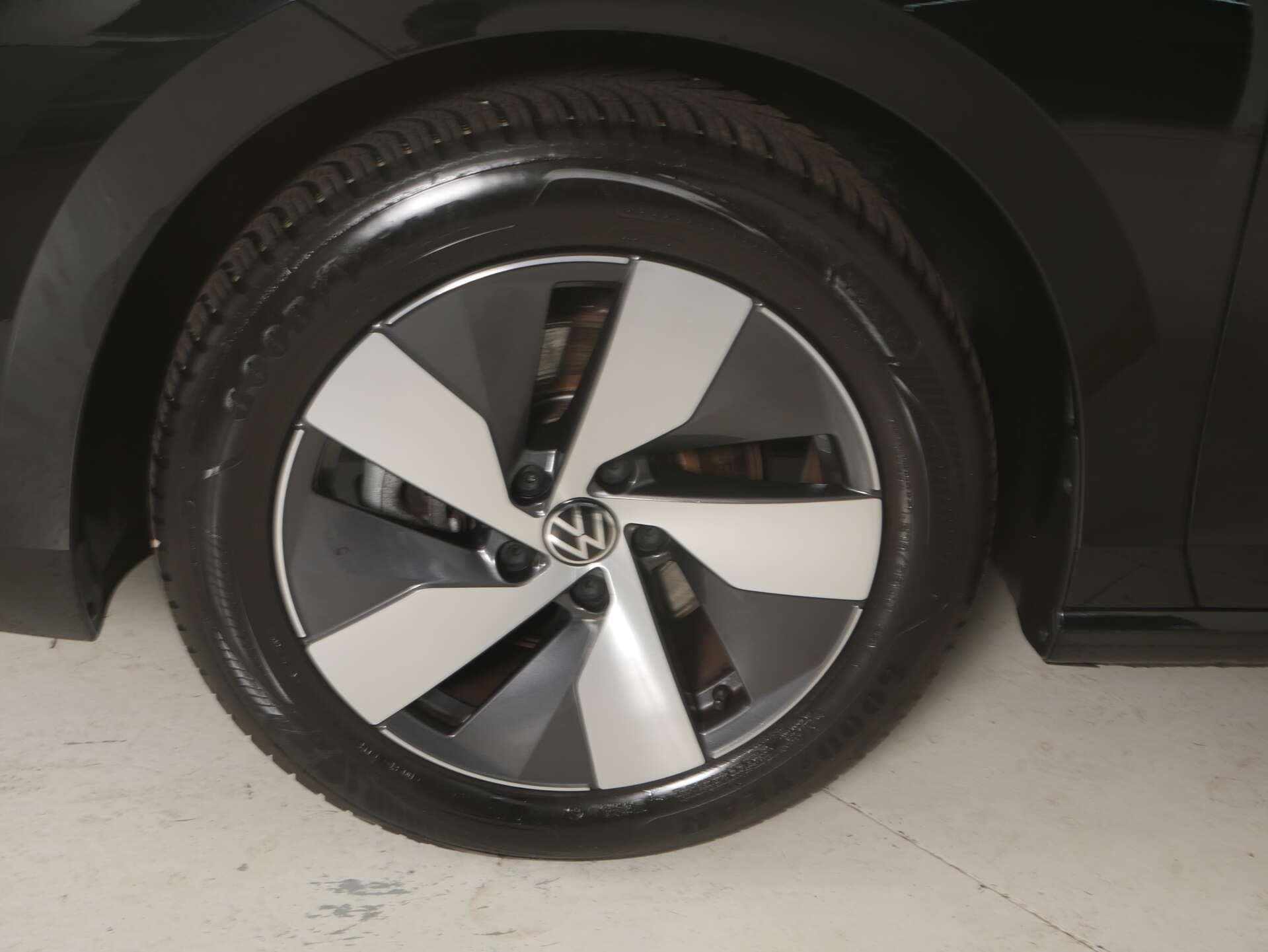VOLKSWAGEN Passat, photo 3 sur 17