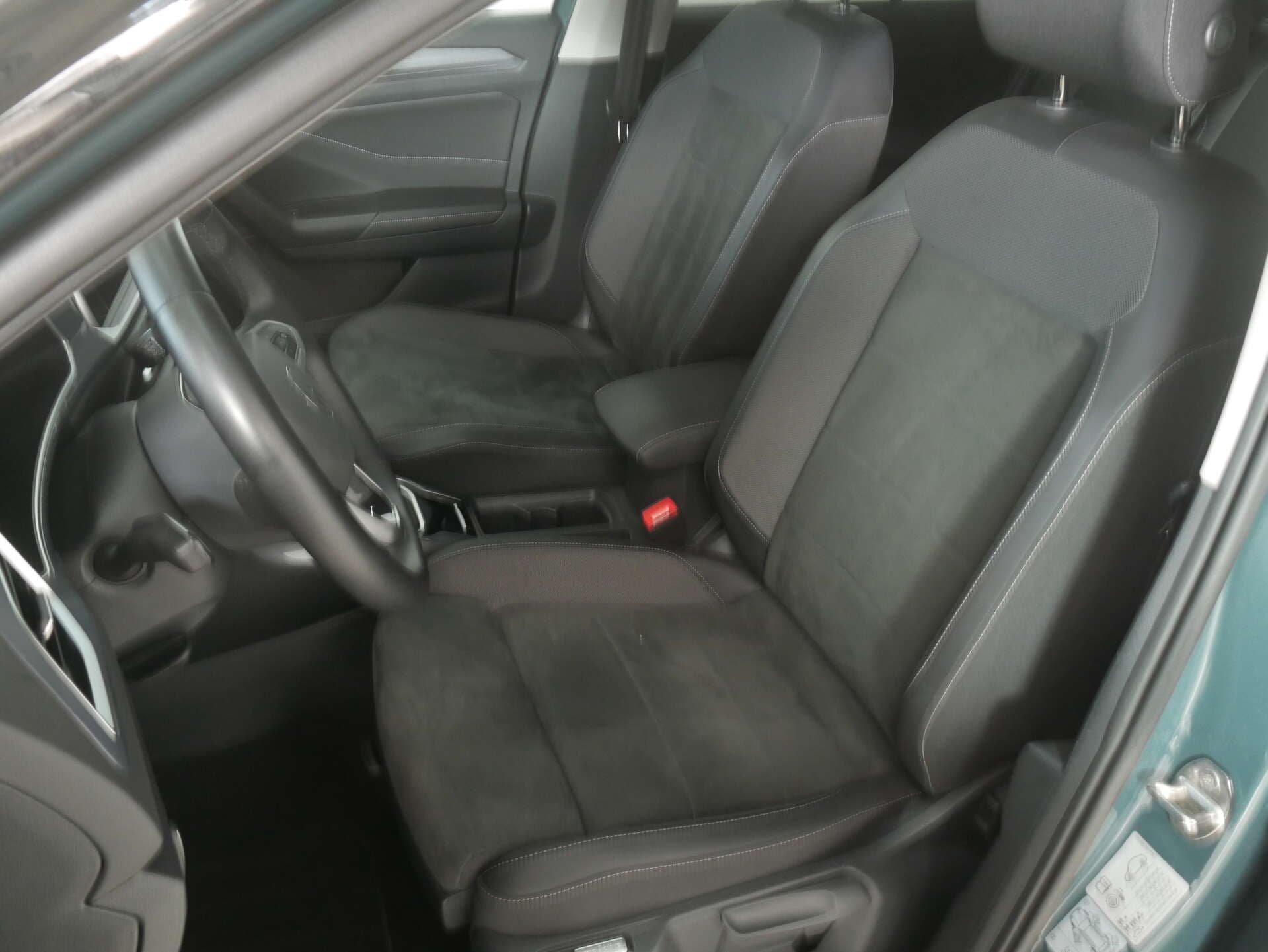 VOLKSWAGEN T-Roc, photo 15 sur 17